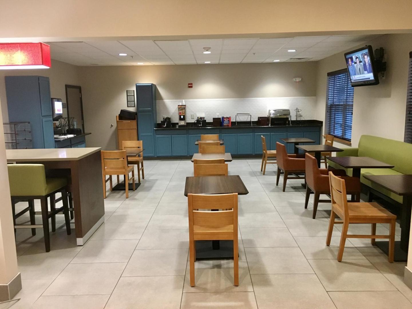 Wingate by Wyndham Waldorf/Washington DC Area