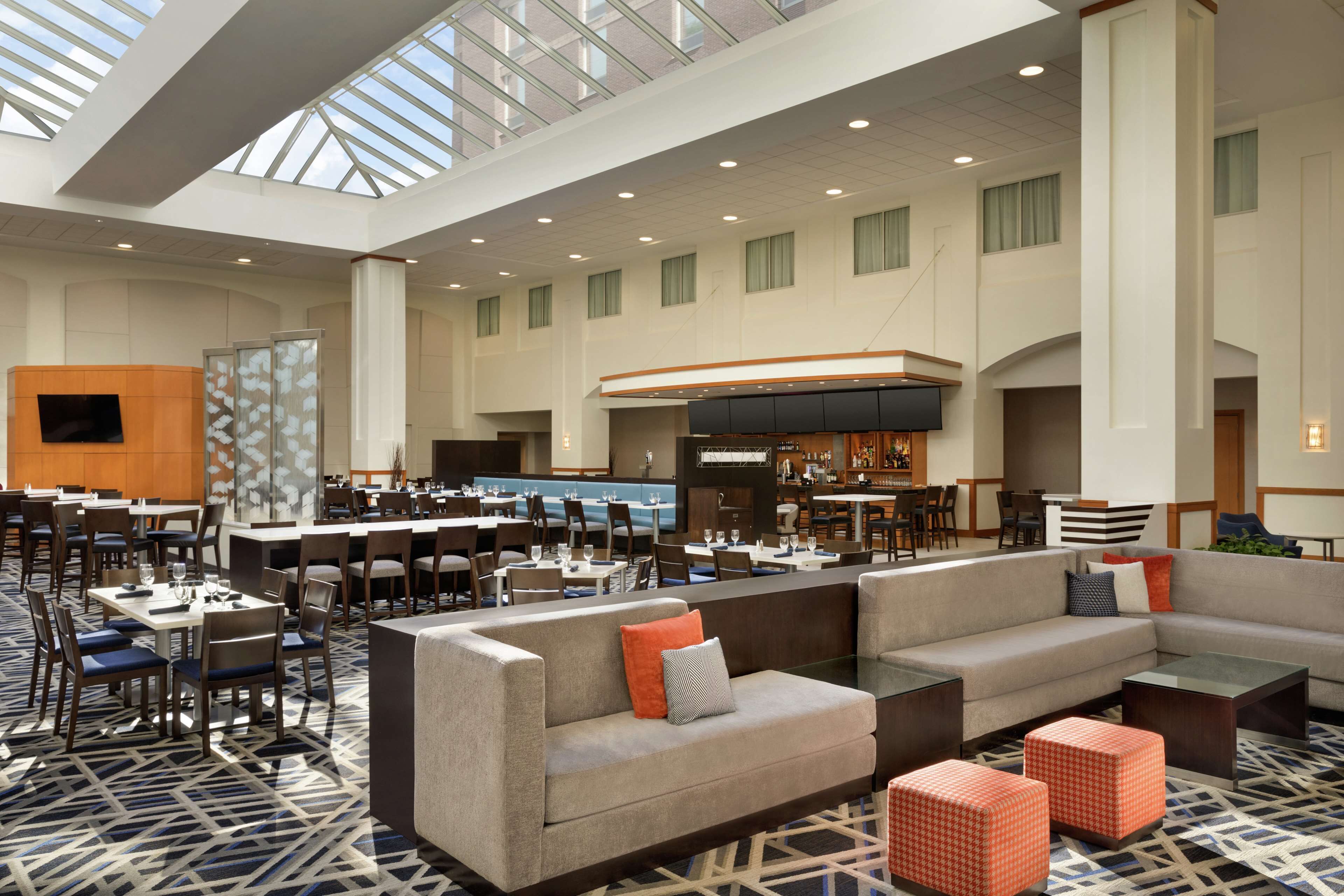 Embassy Suites by Hilton Boston at Logan Airport