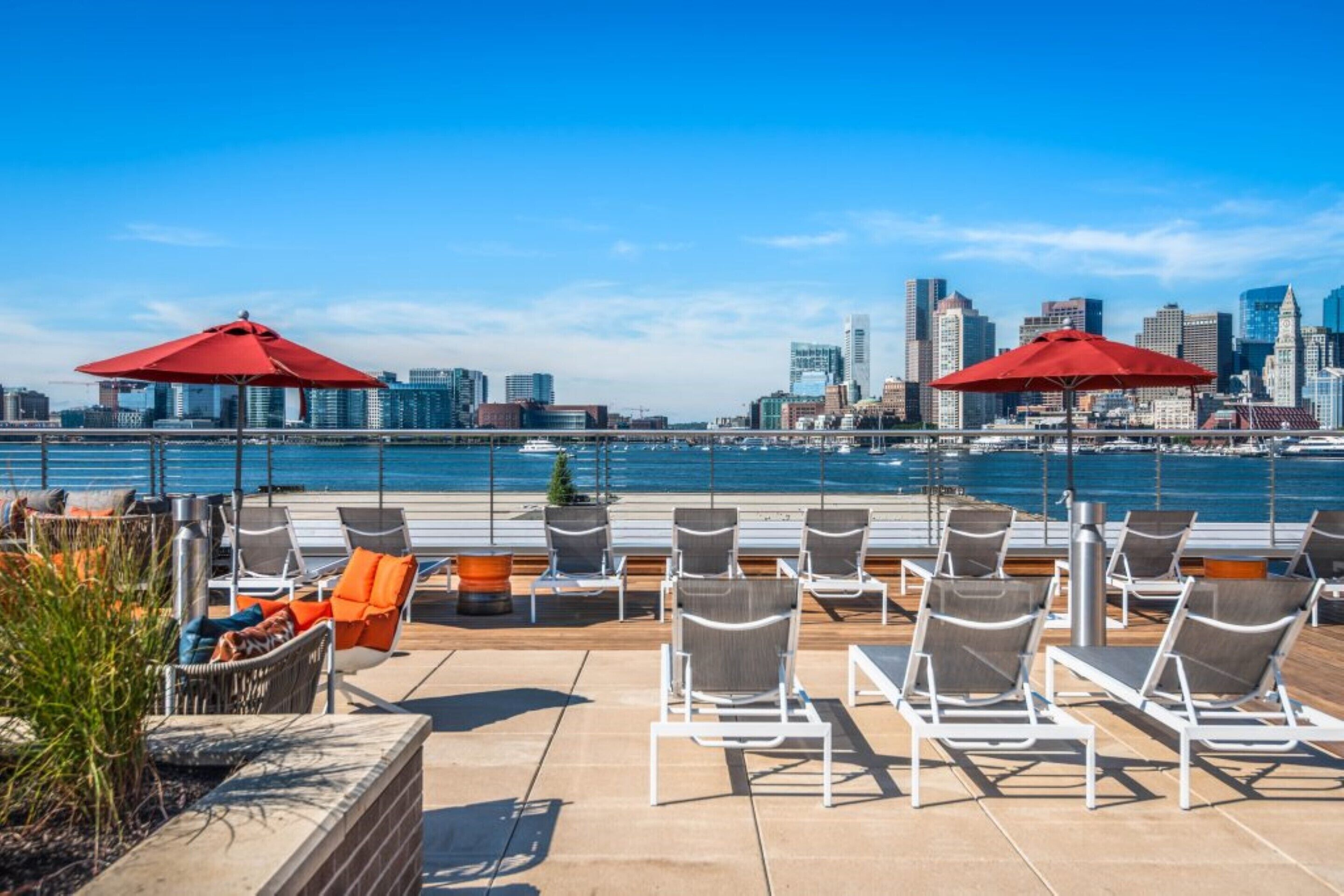 Global Luxury Suites East Boston