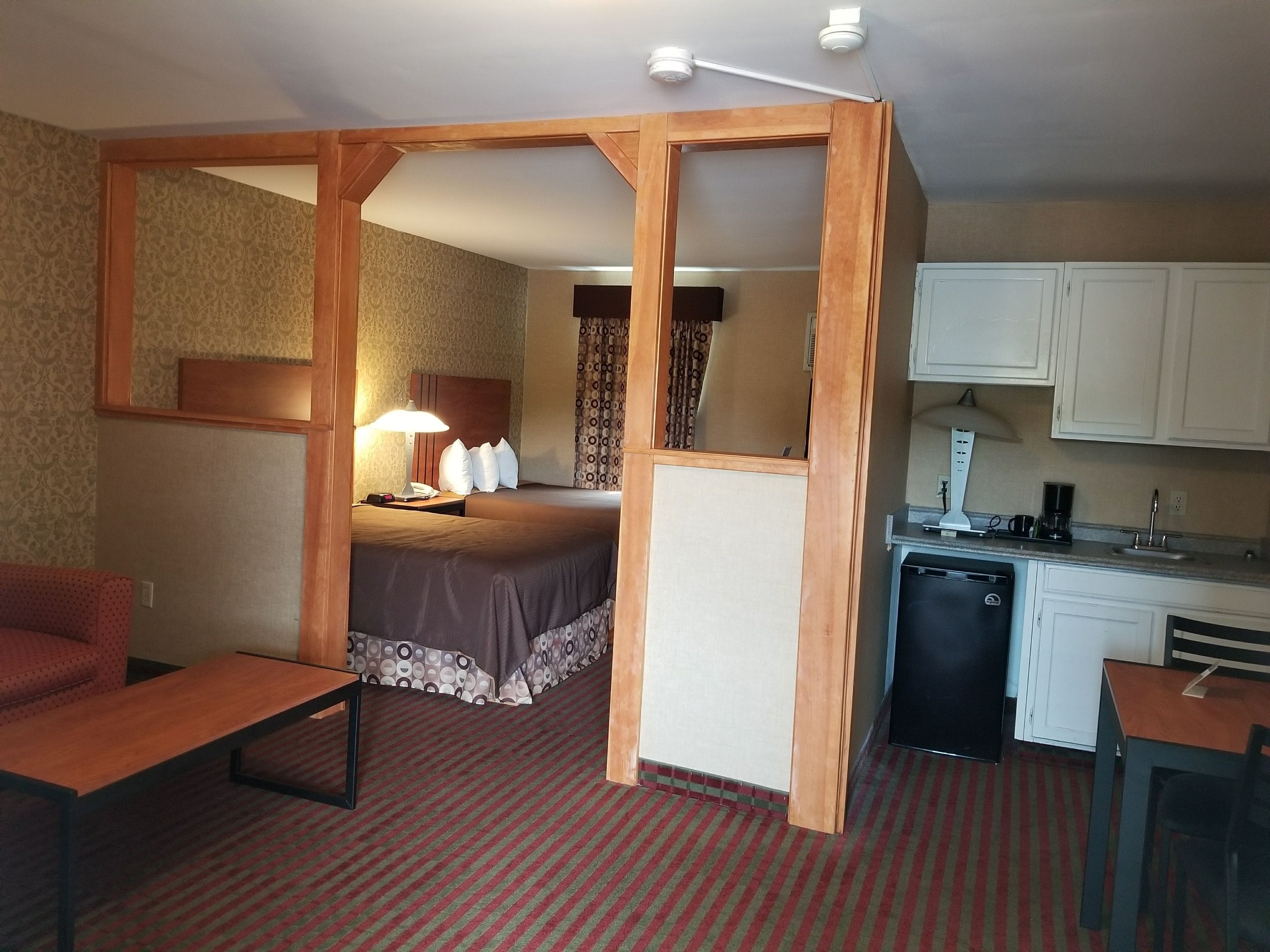 All Seasons Inn Bourne