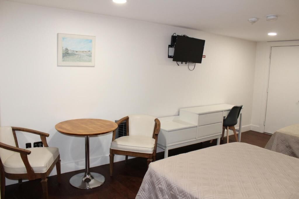 Herring Run Motel