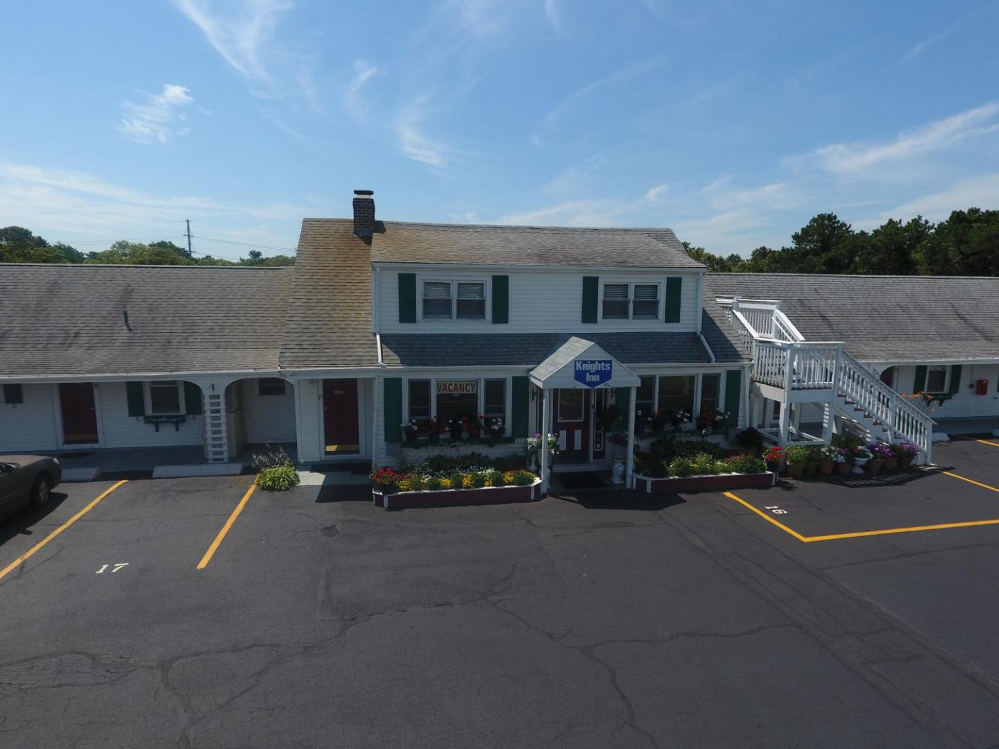 Knights Inn Centerville Cape Cod Area