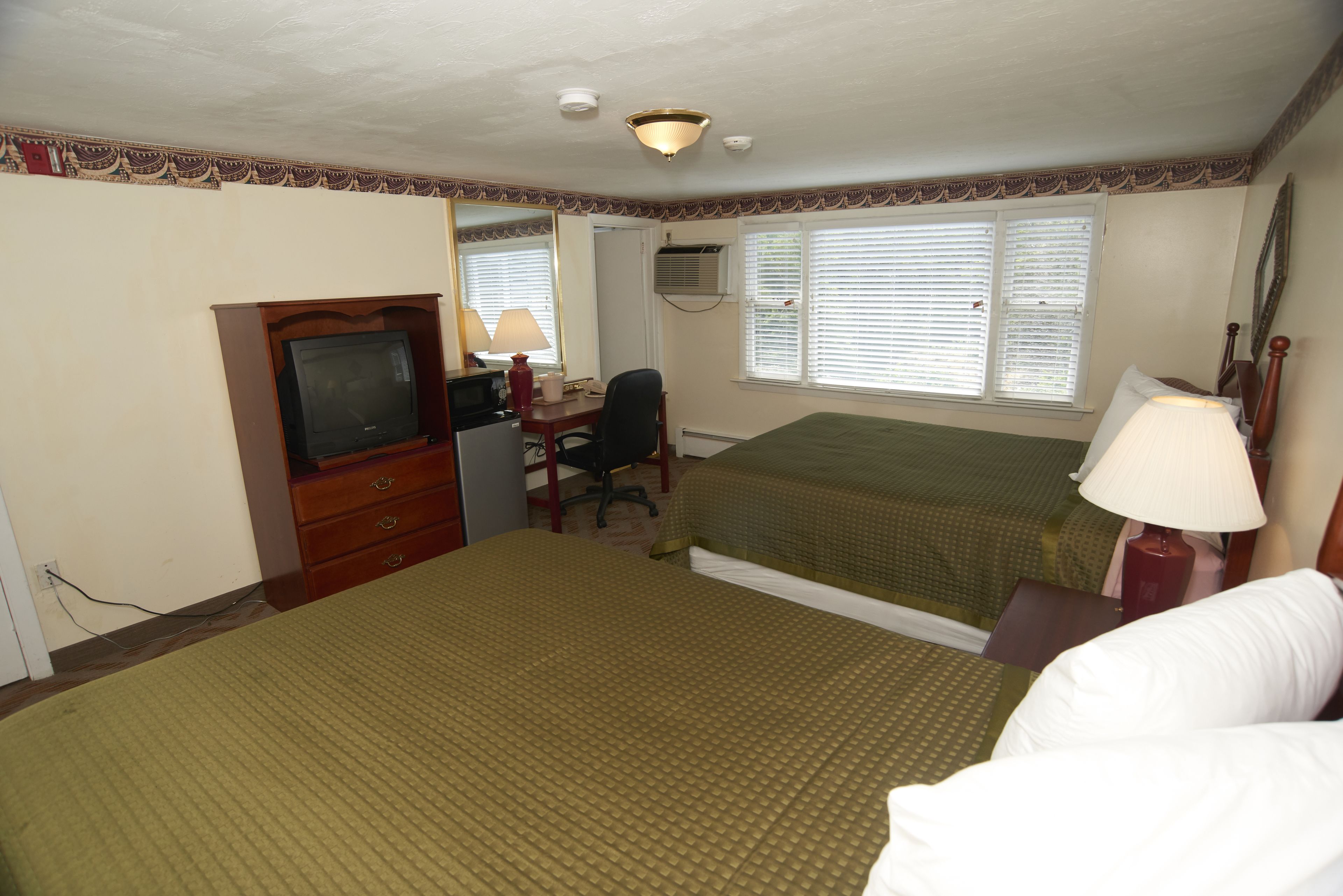 Knights Inn Centerville Cape Cod Area