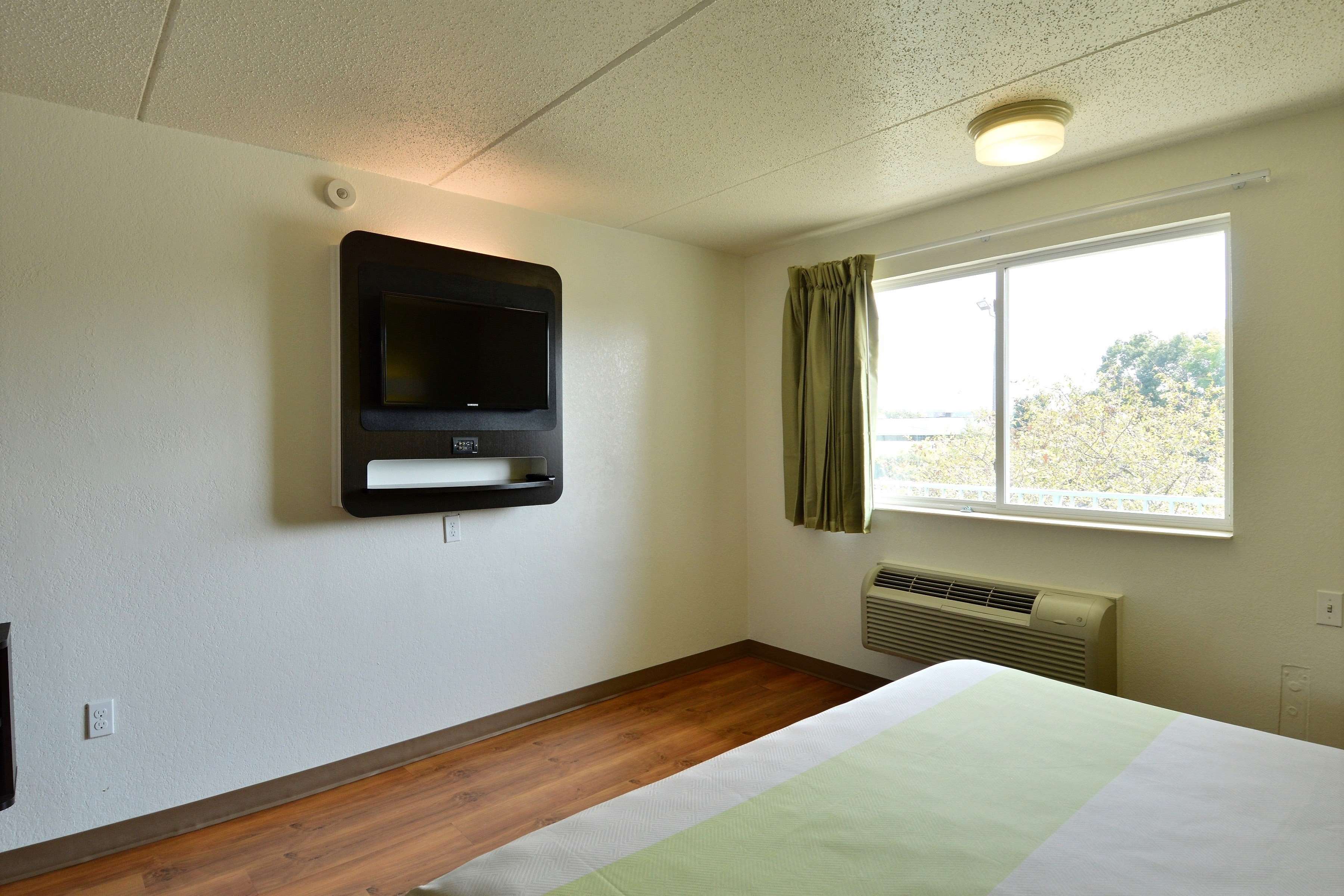 Motel 6 Boston Danvers
