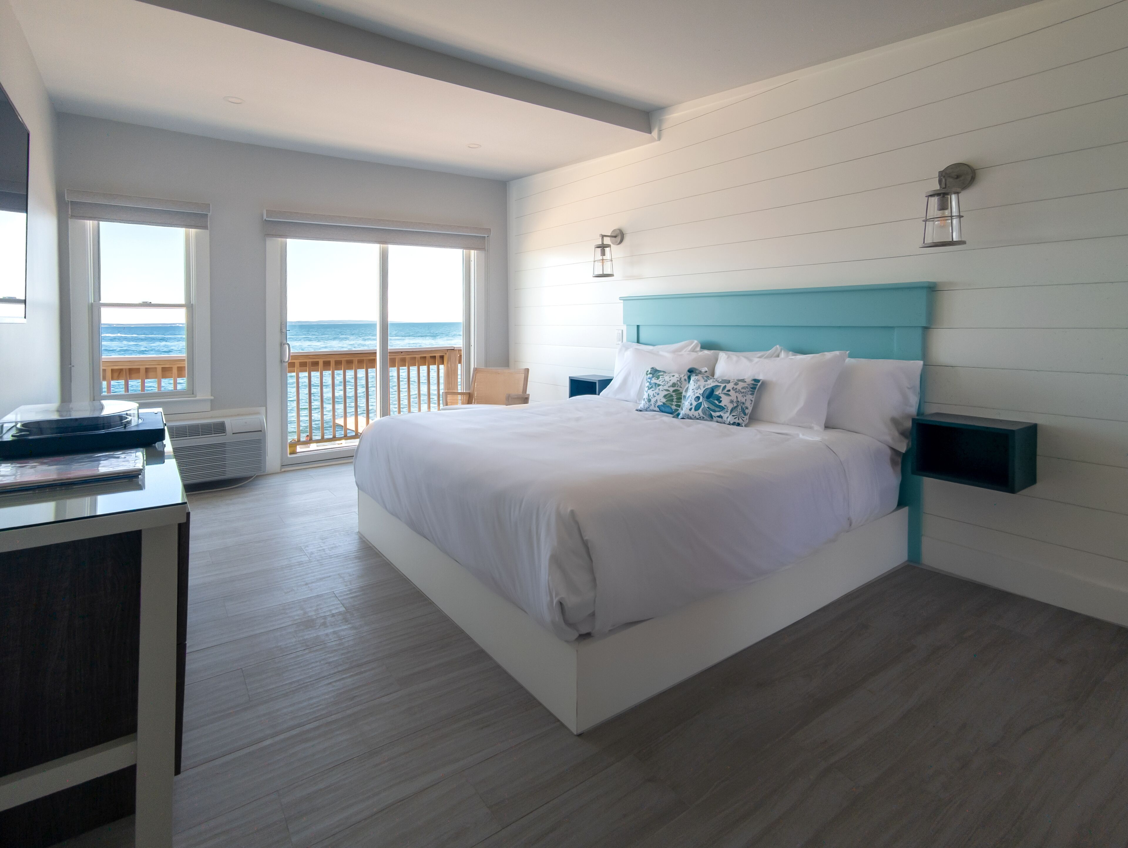 Falmouth Tides Motel
