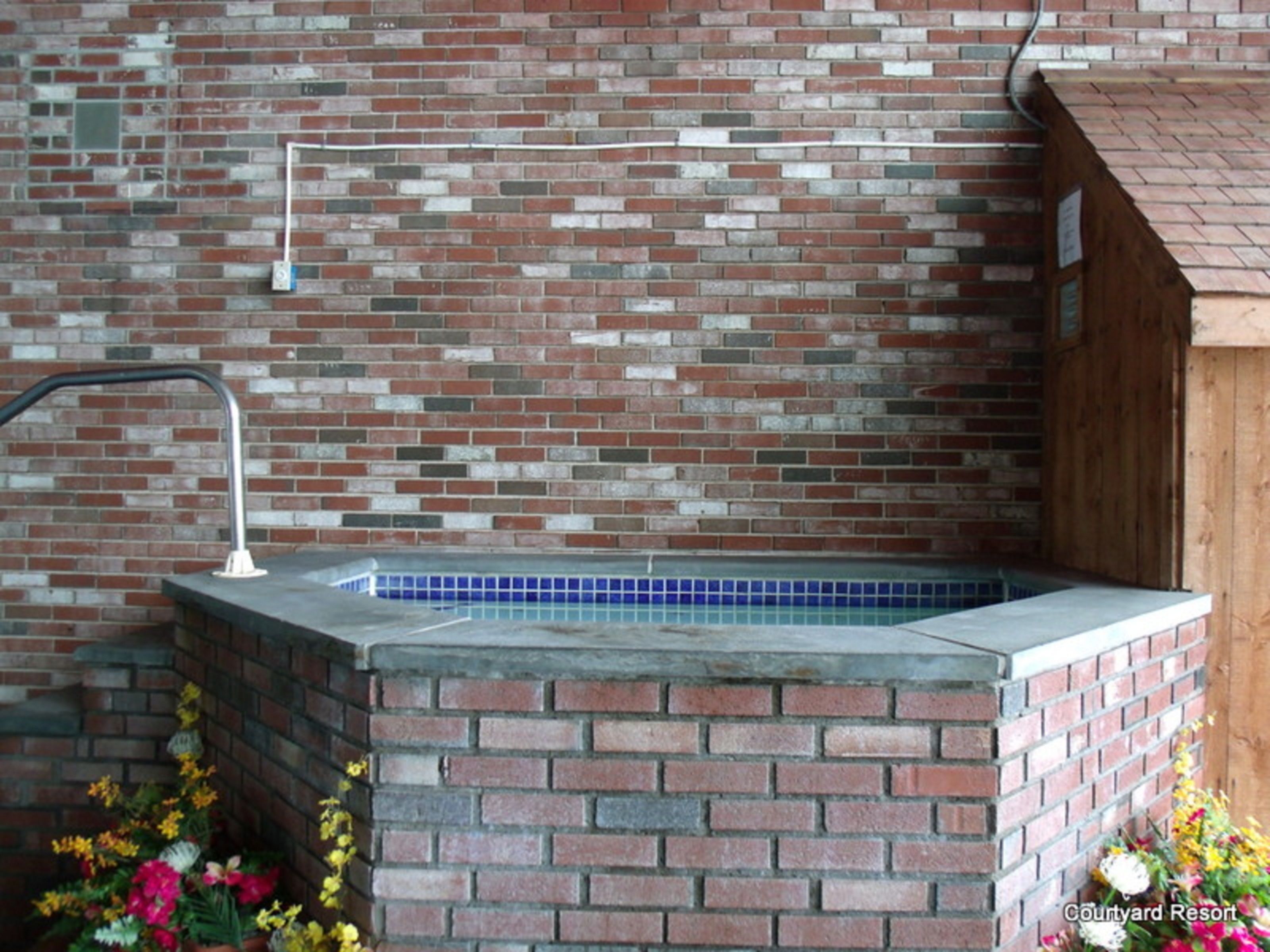 Courtyard Resort