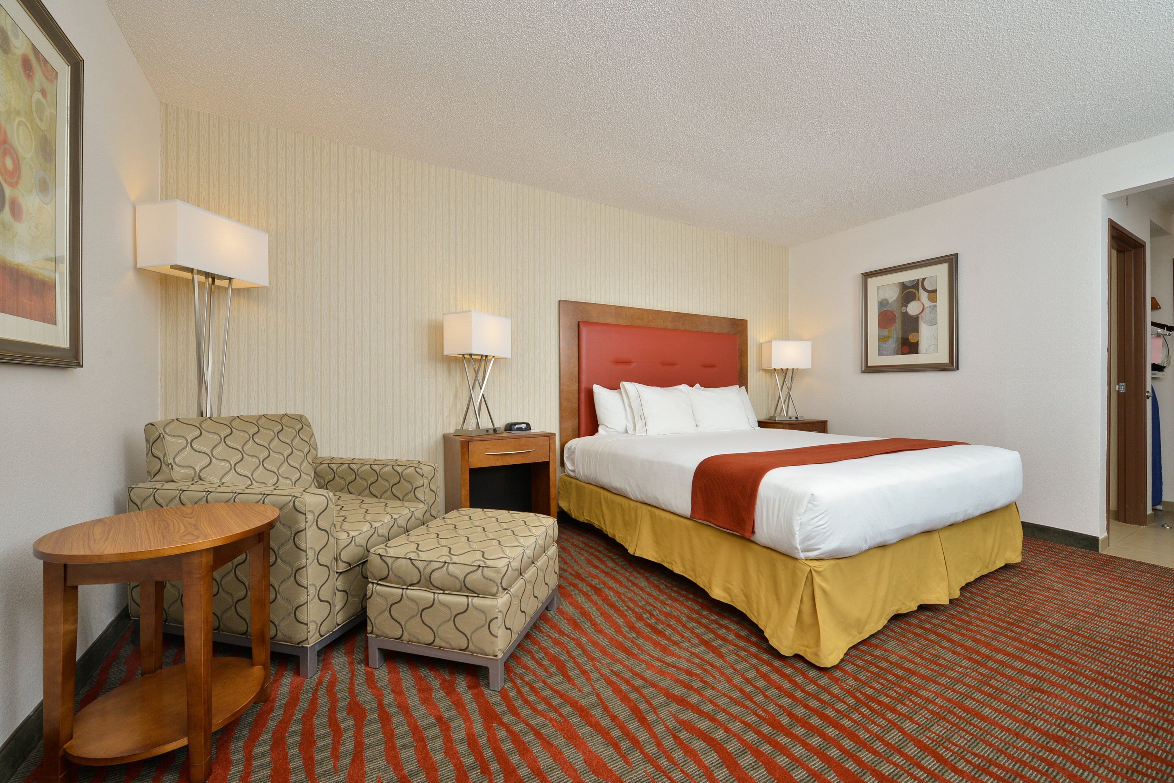 Holiday Inn Express Boston Milford