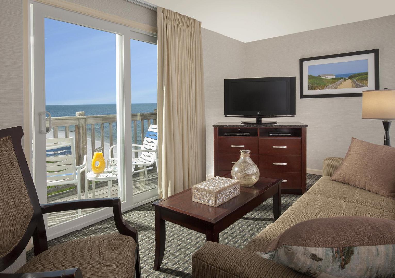 Ocean Mist Beach Hotel & Suites