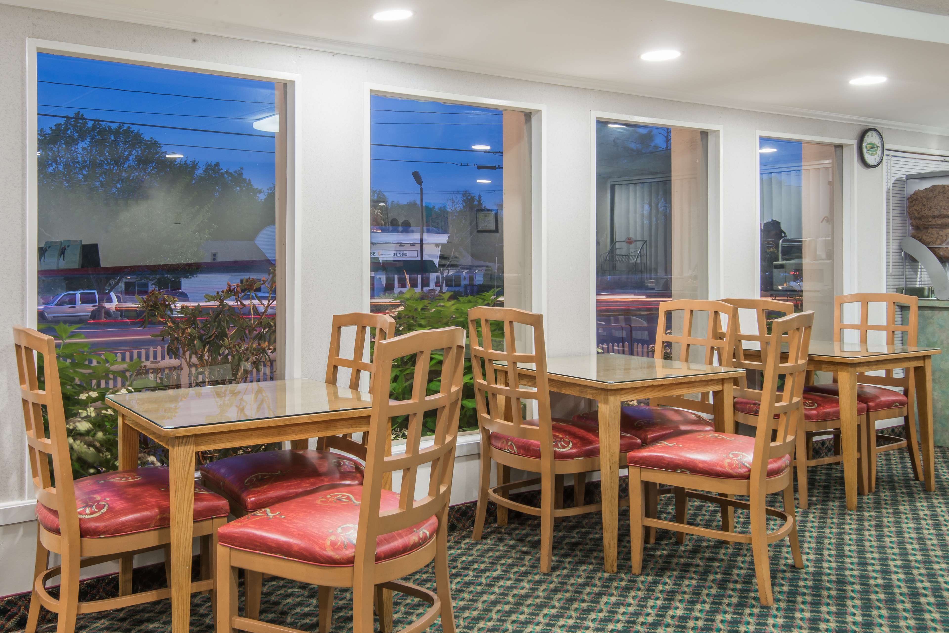 Relax Inn Cape Cod