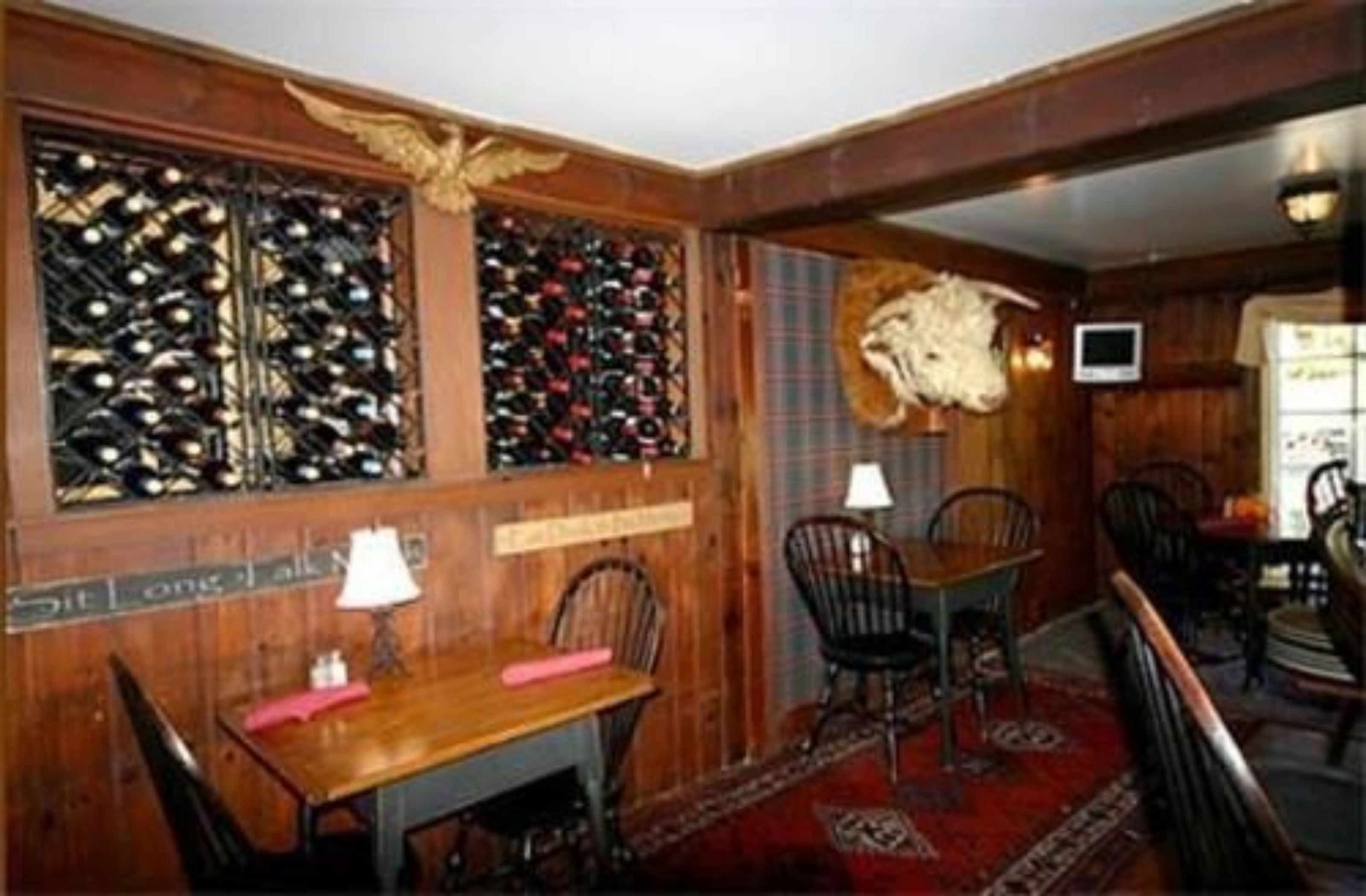 1896 House Inn & Country Lodgings