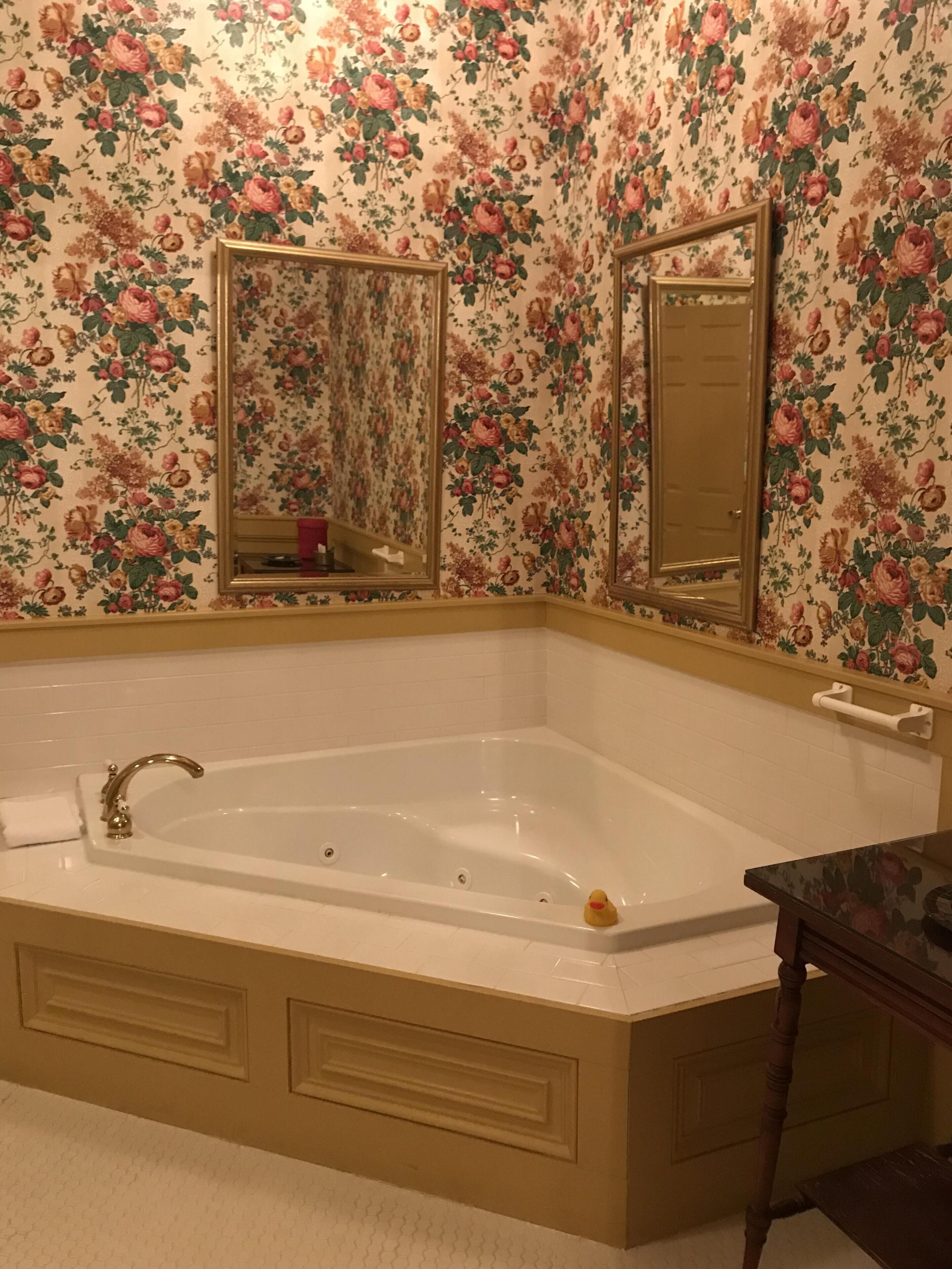 1896 House Inn & Country Lodgings