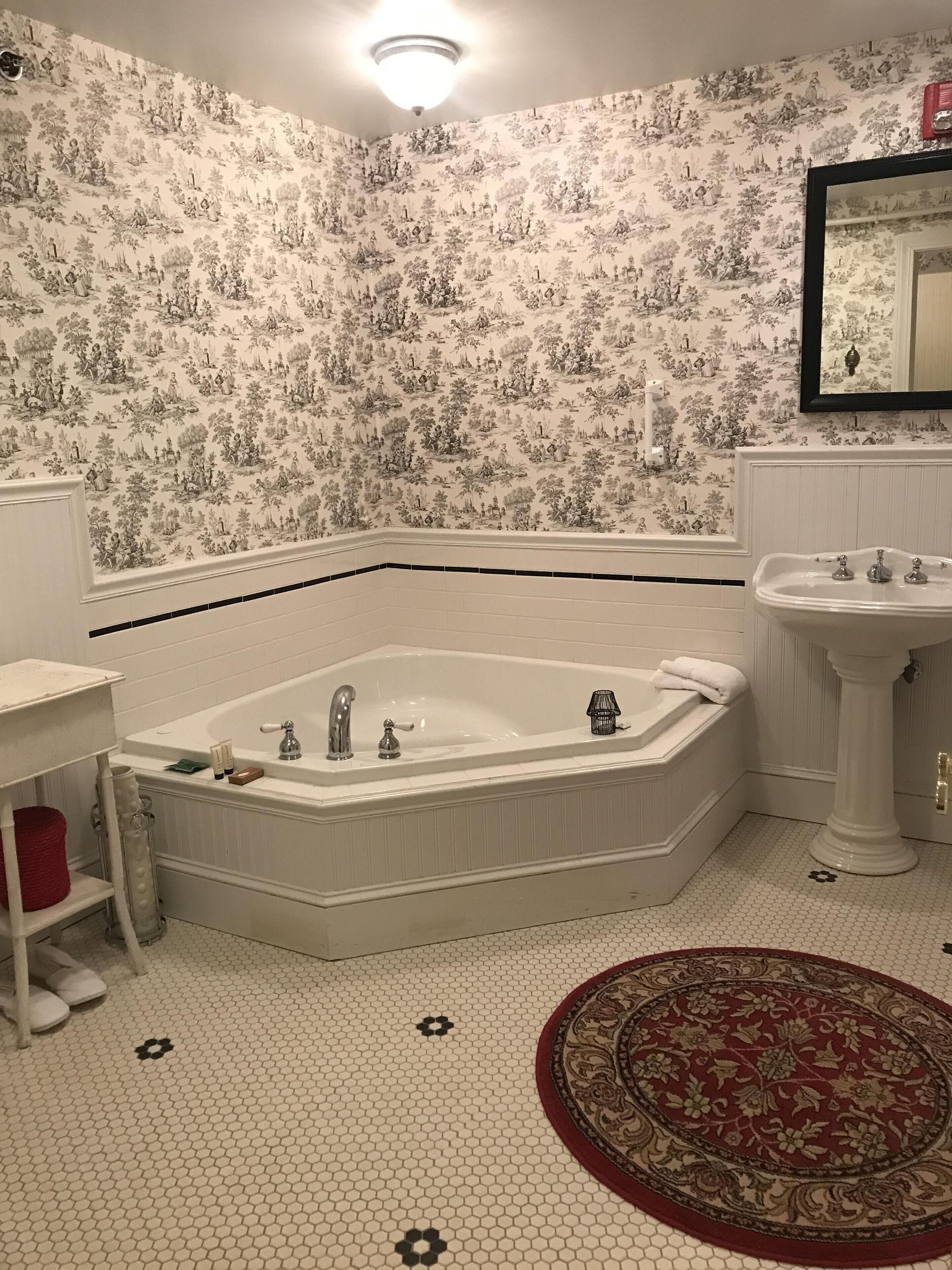 1896 House Inn & Country Lodgings