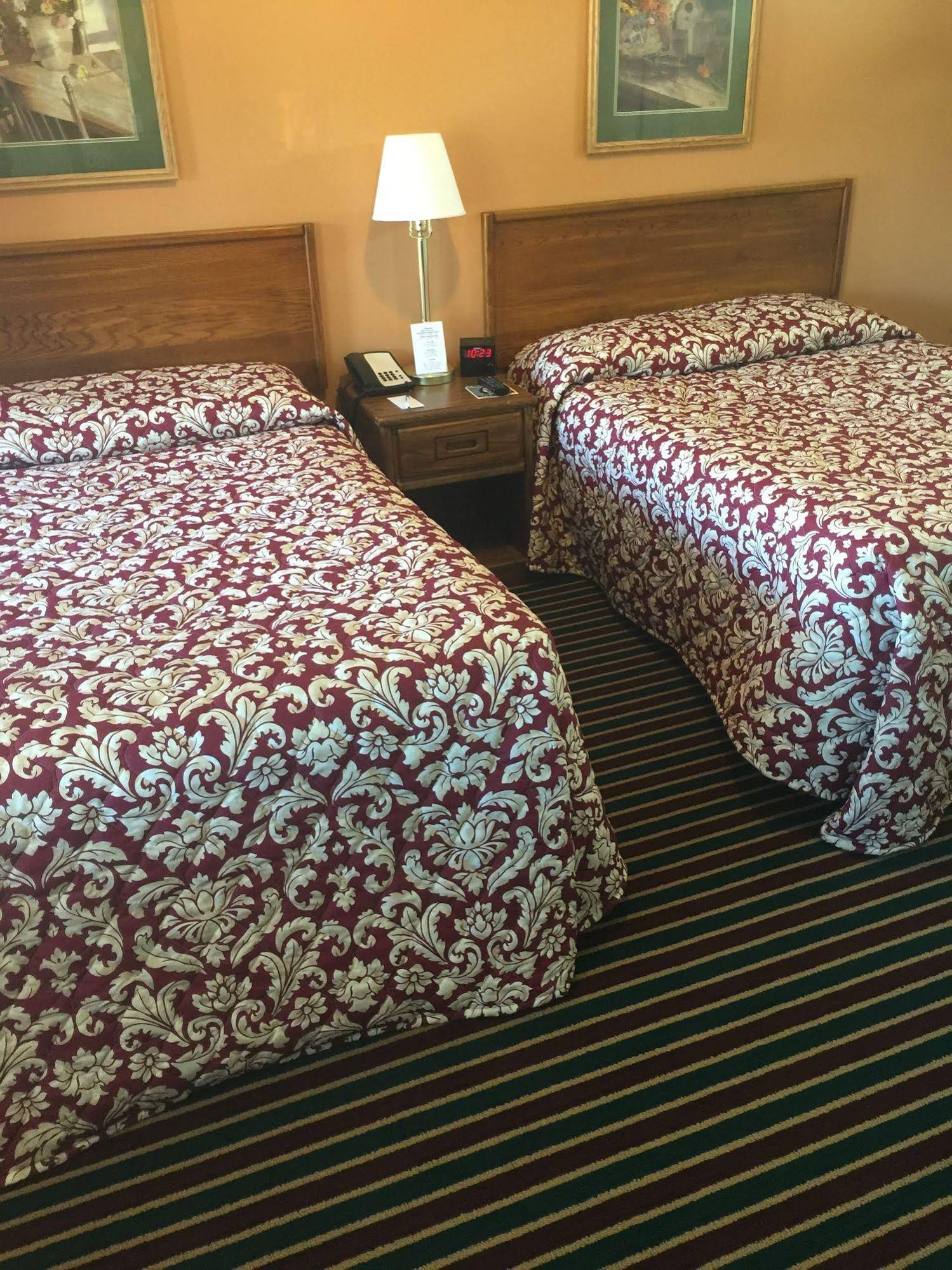 Cozy Corner Motel