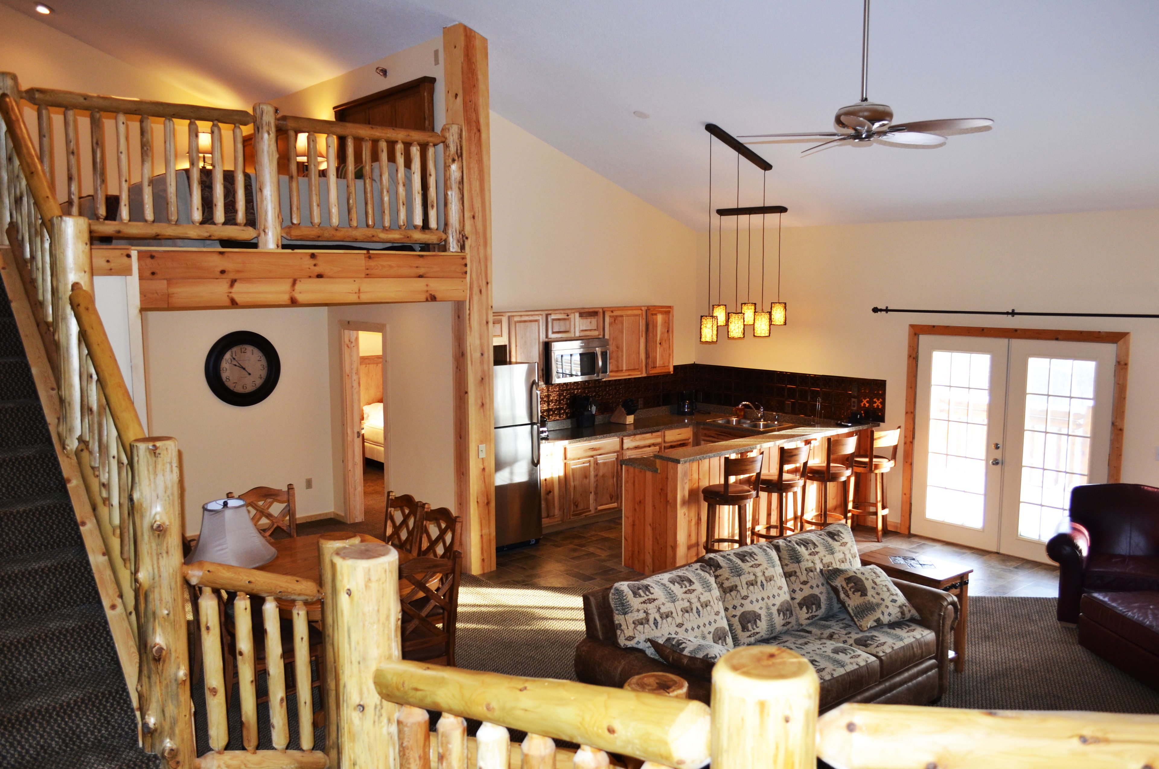 Crooked River Lodge