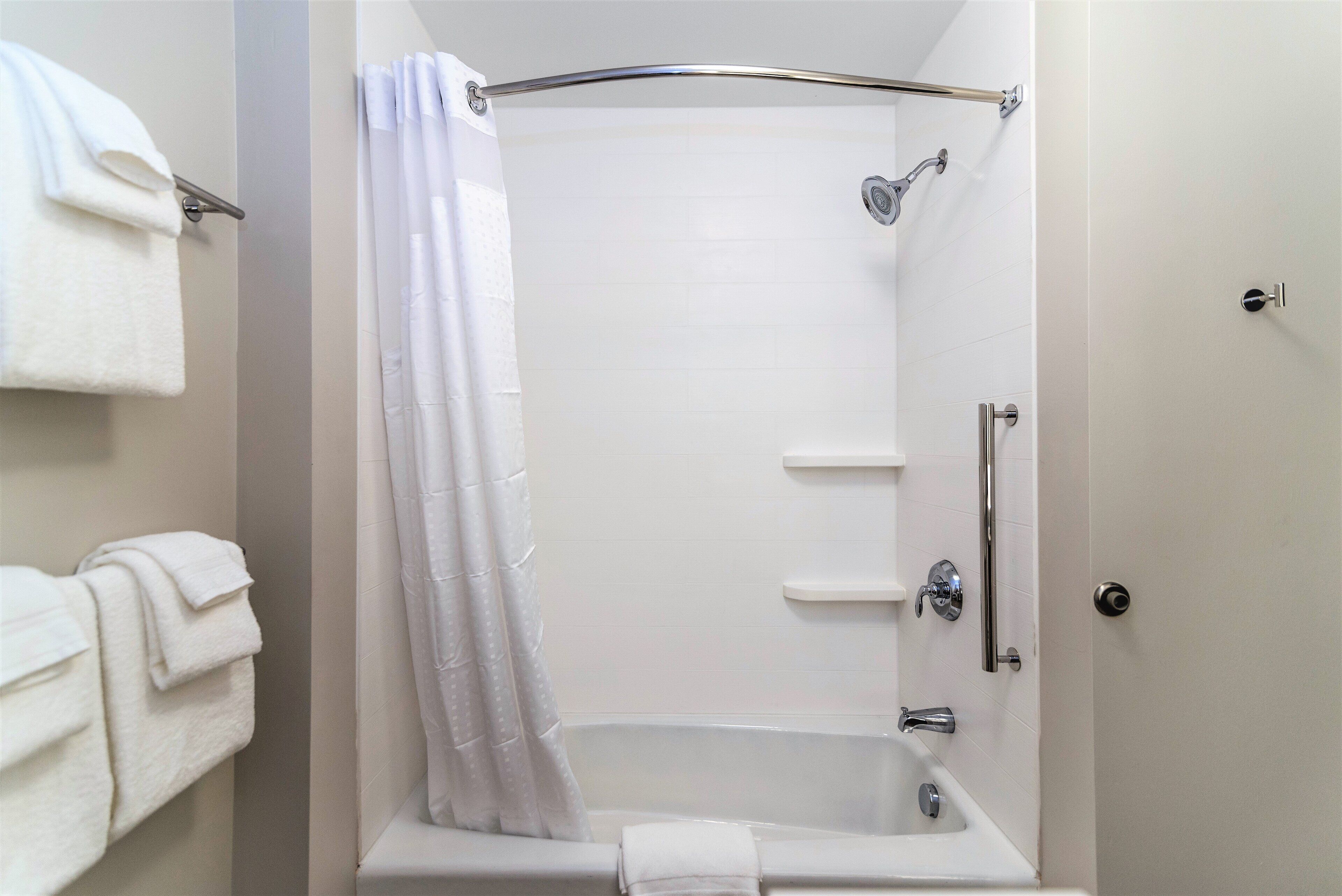 Holiday Inn Express & Suites Allen Park