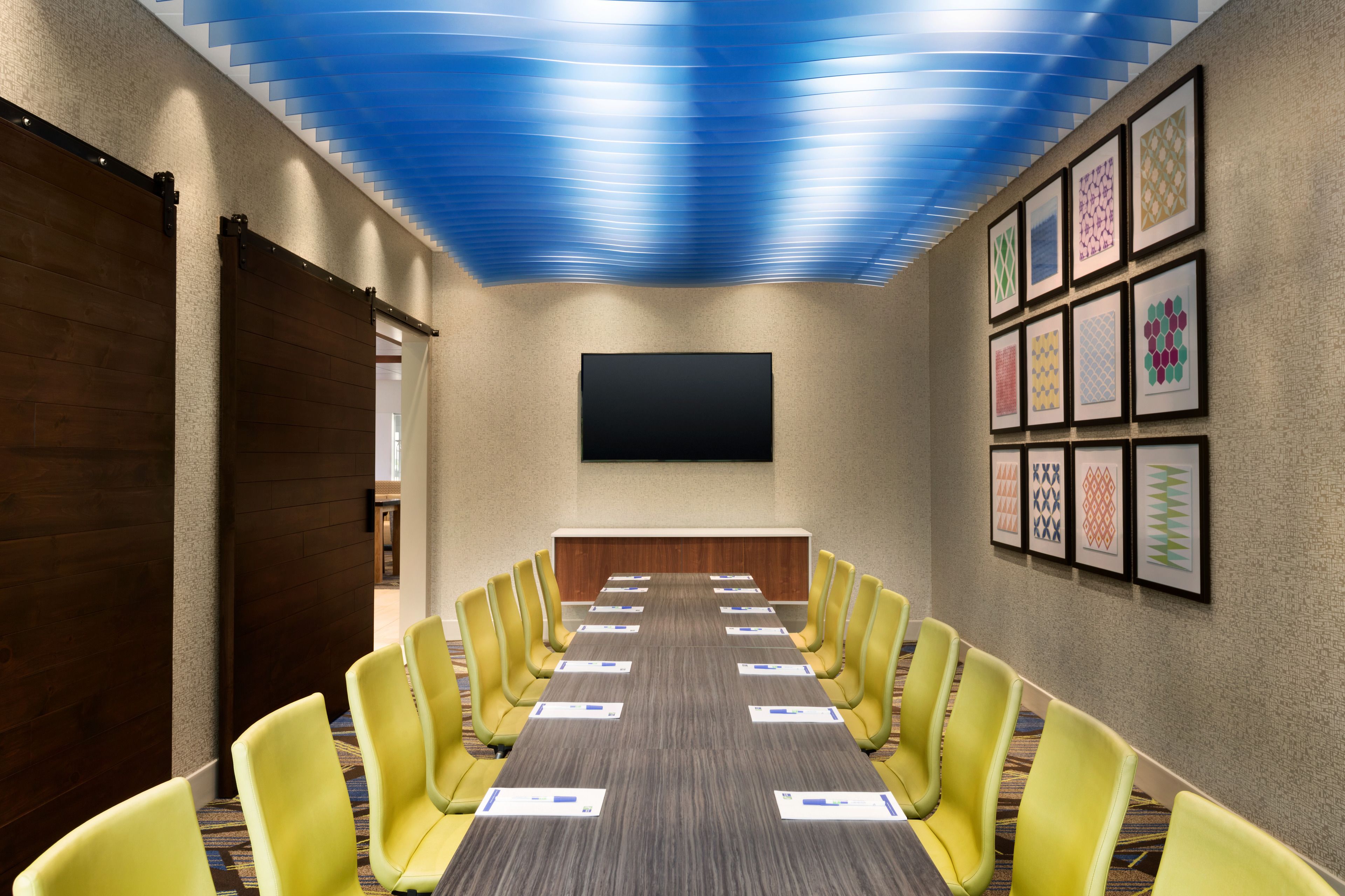 Holiday Inn Express & Suites Allen Park