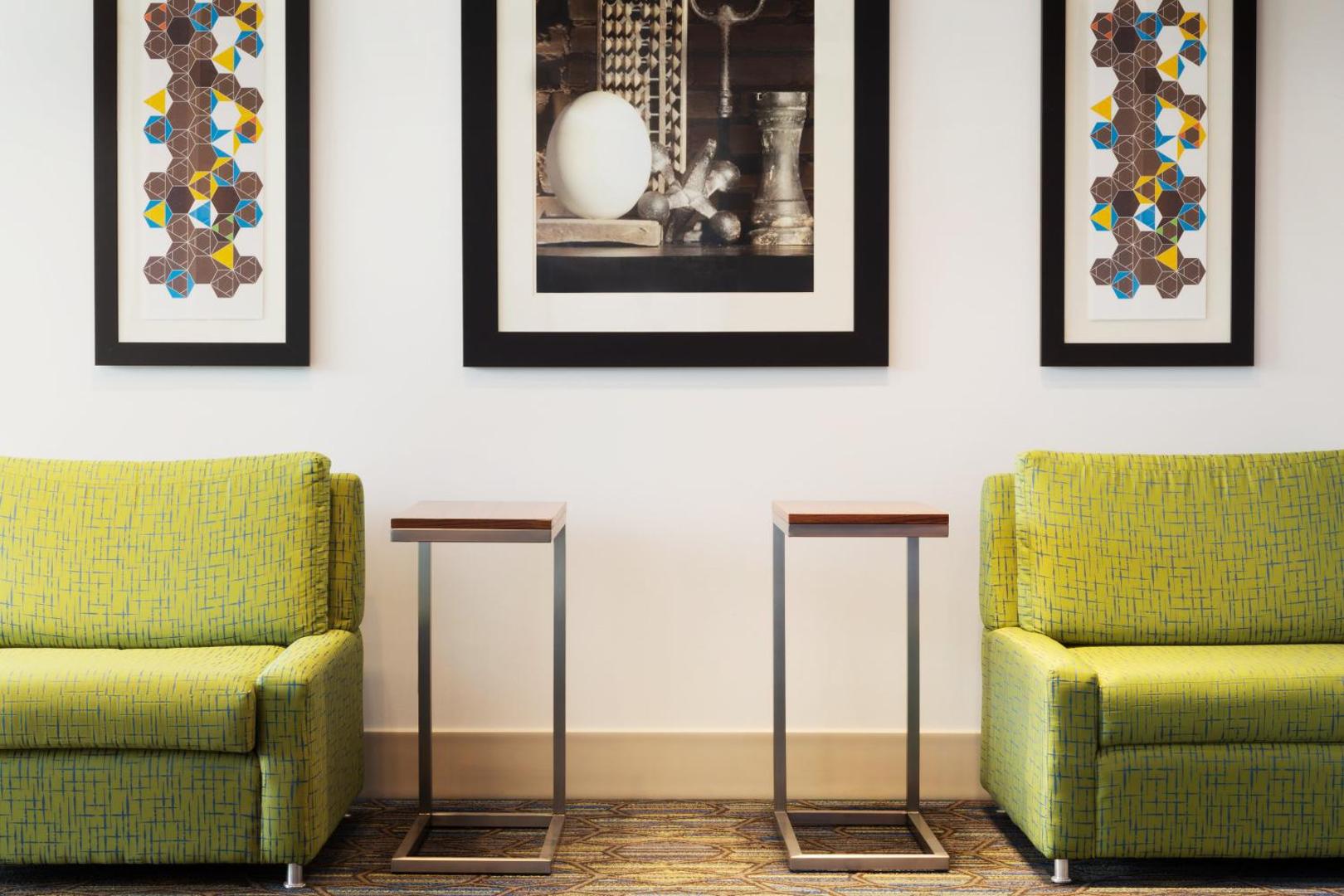 Holiday Inn Express & Suites Allen Park