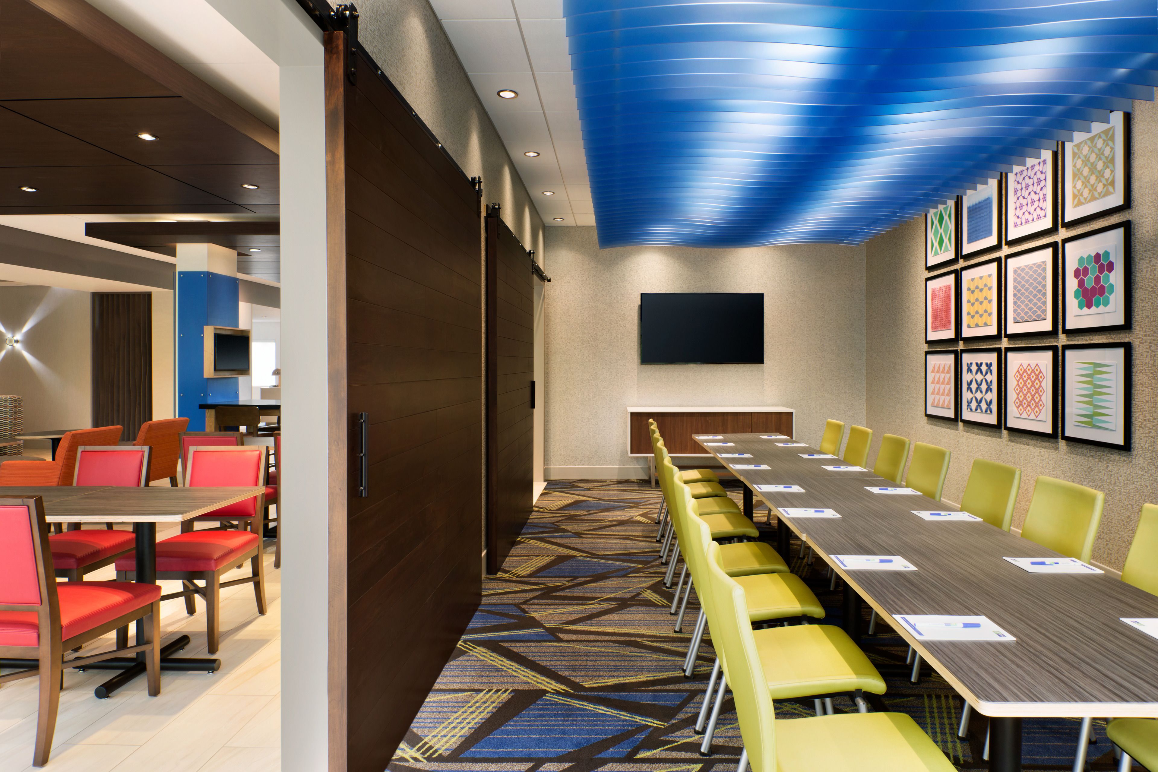 Holiday Inn Express & Suites Allen Park