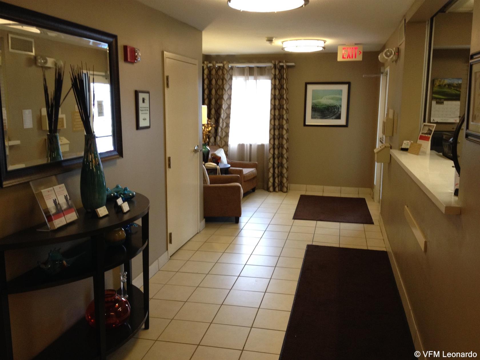 Sonesta Simply Suites Detroit Ann Arbor