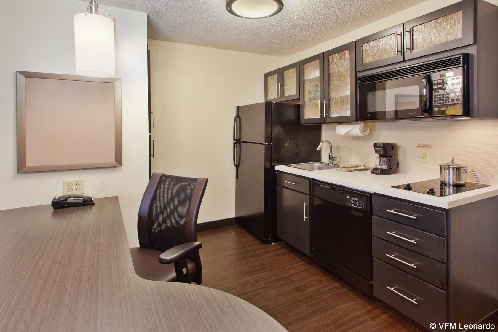 Sonesta Simply Suites Detroit Ann Arbor