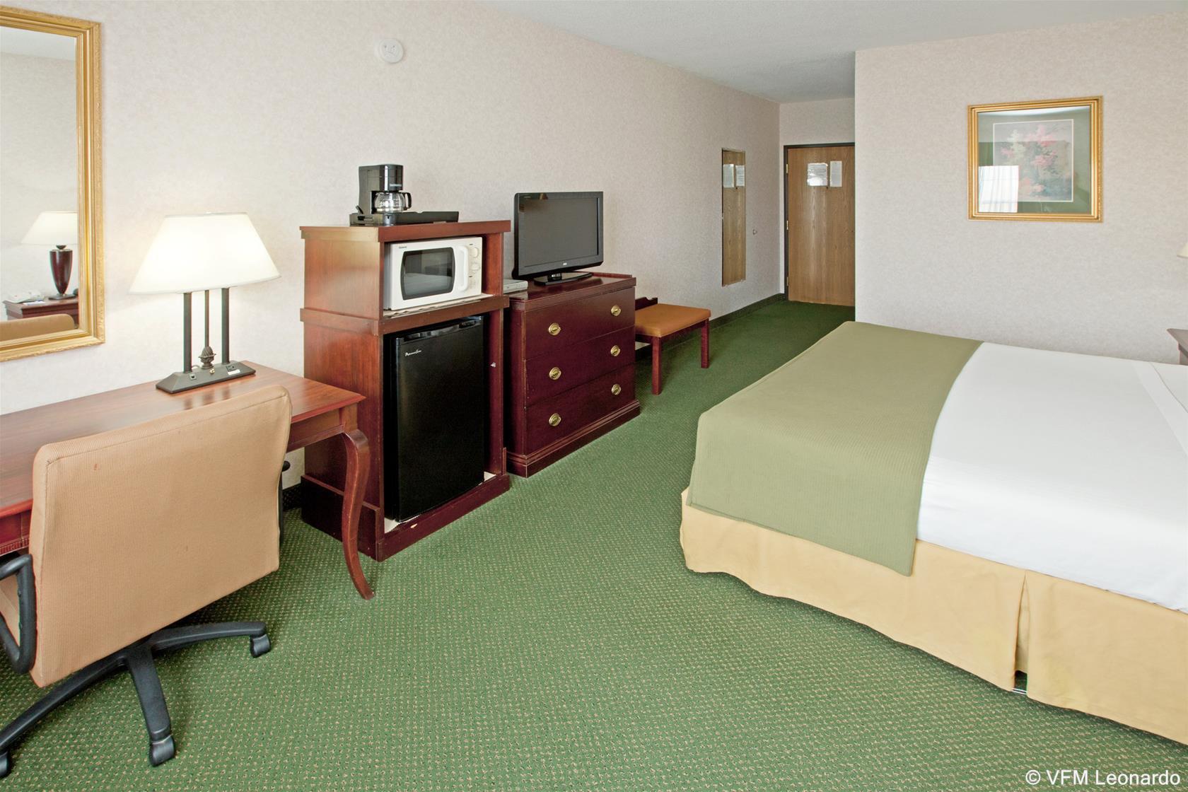 Holiday Inn Express & Suites Bad Axe