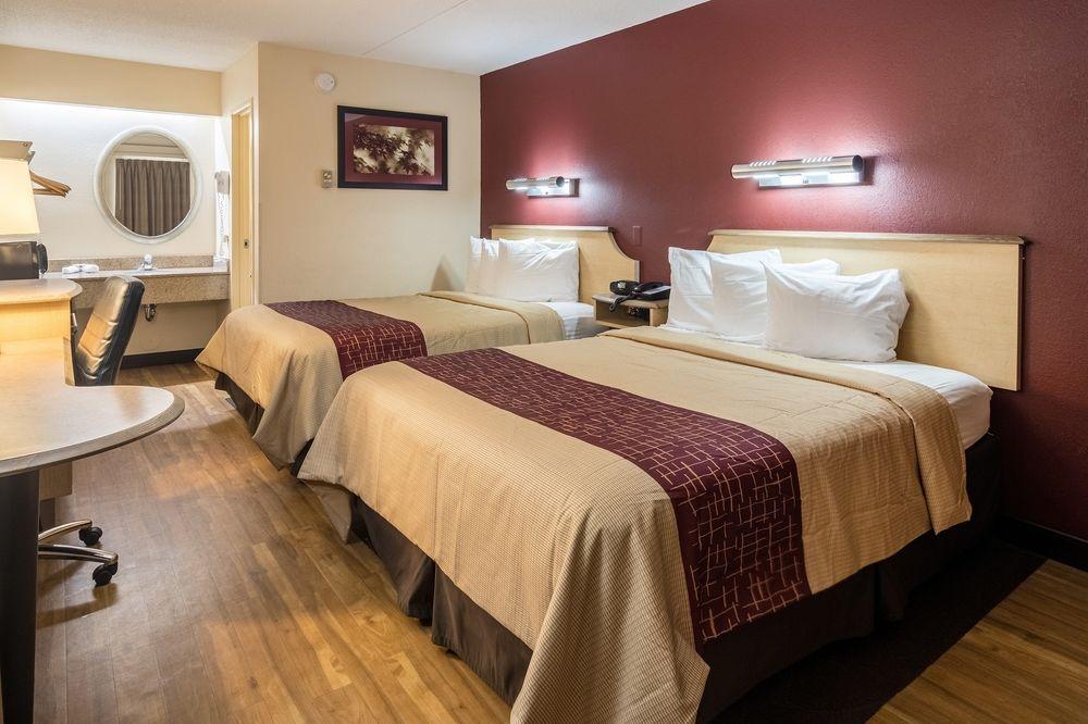 Red Roof Inn Detroit Metro Airport West