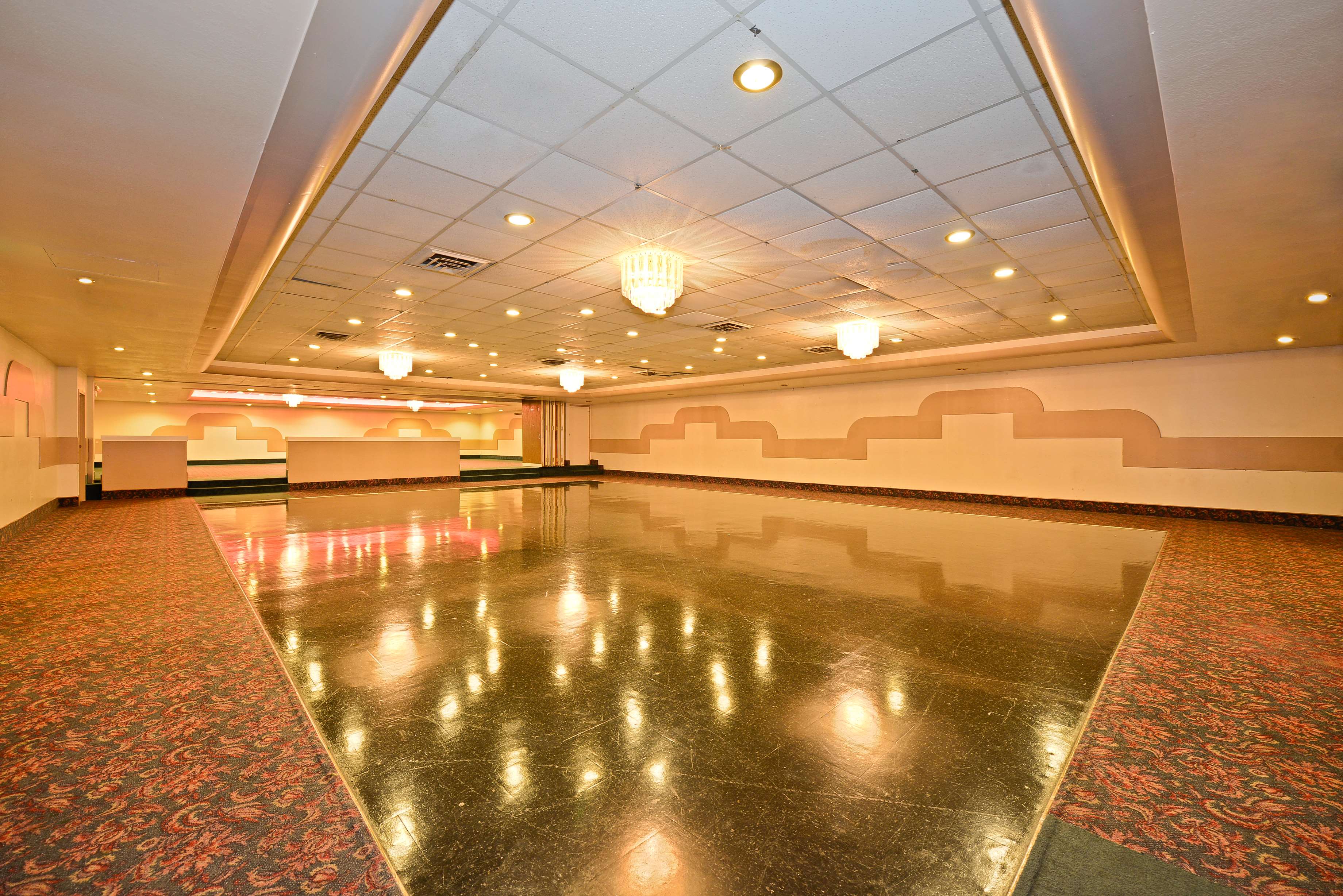 Howard Johnson by Wyndham Benton Harbor/St. Joseph