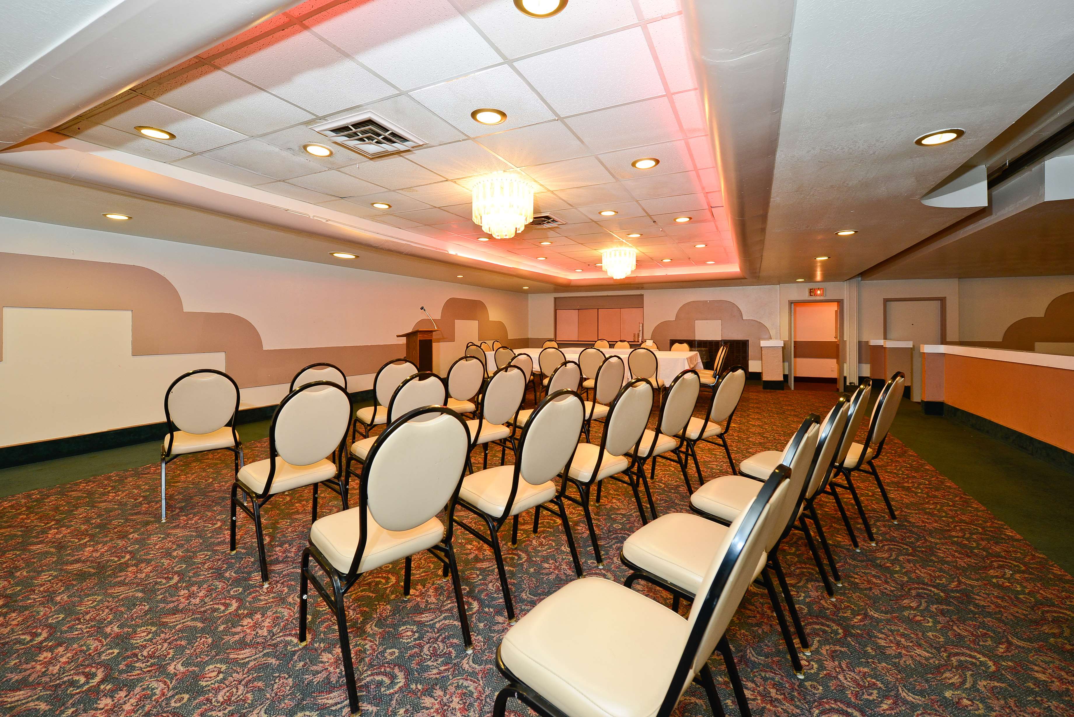 Howard Johnson by Wyndham Benton Harbor/St. Joseph