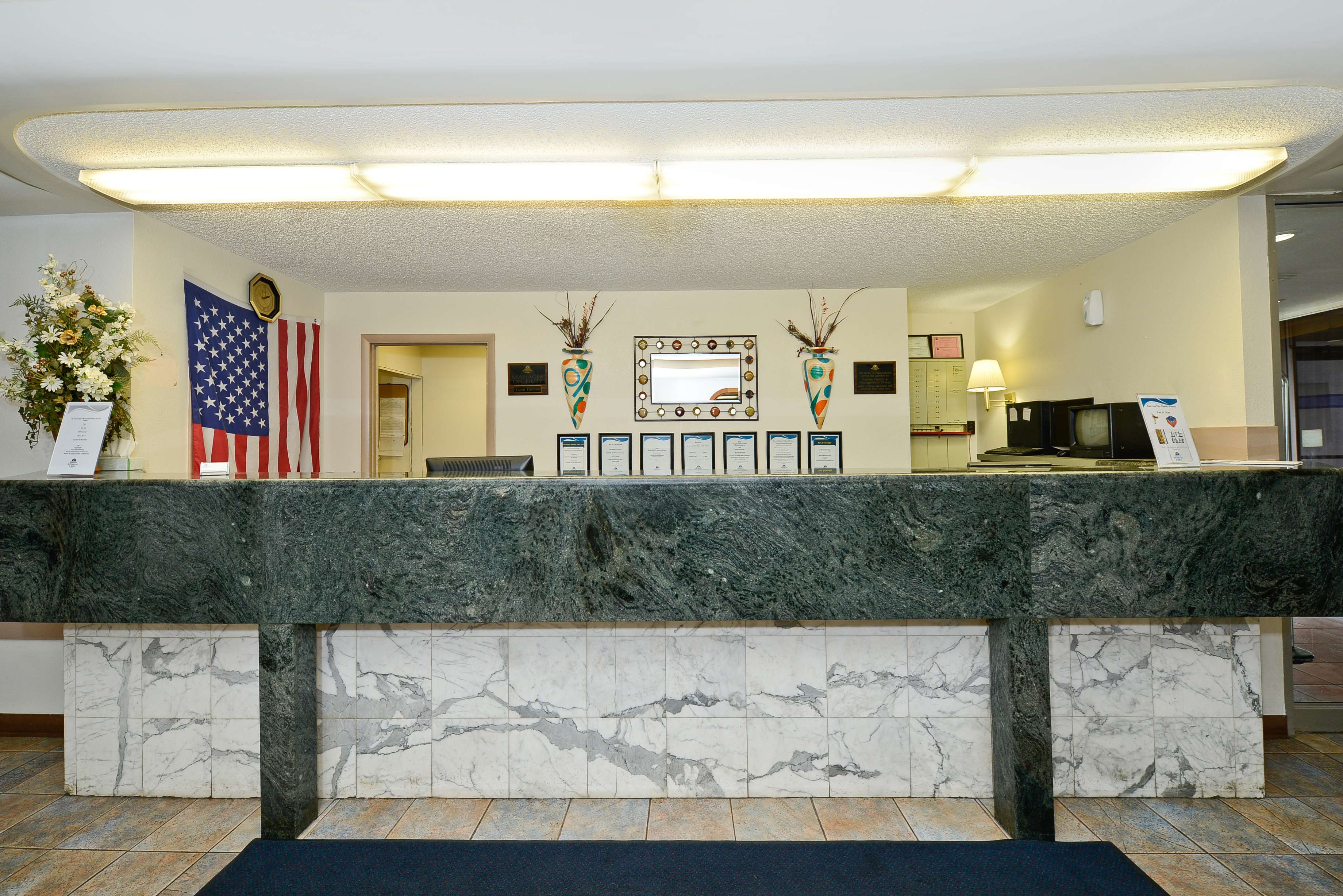 Howard Johnson by Wyndham Benton Harbor/St. Joseph