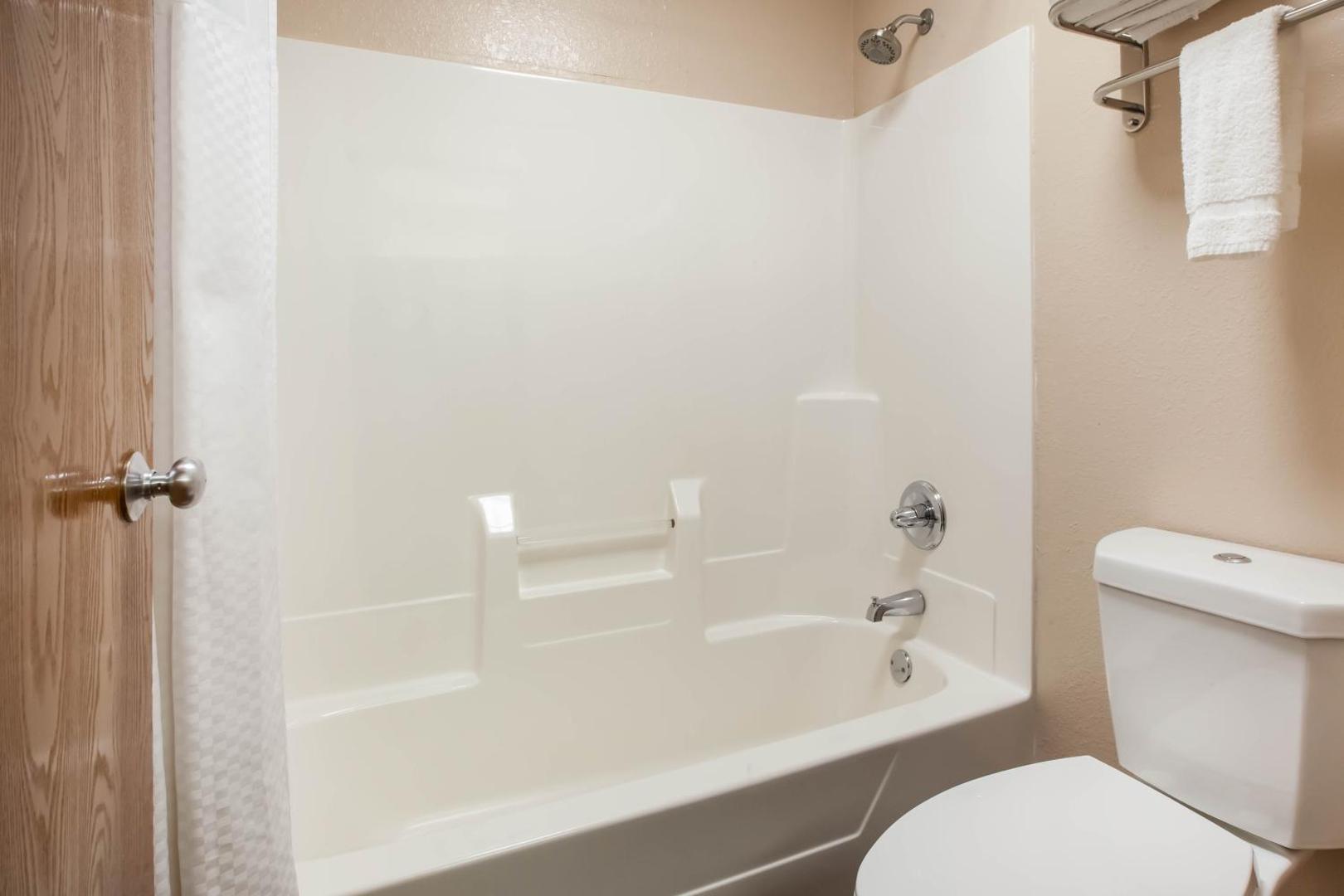 Super 8 by Wyndham Big Rapids