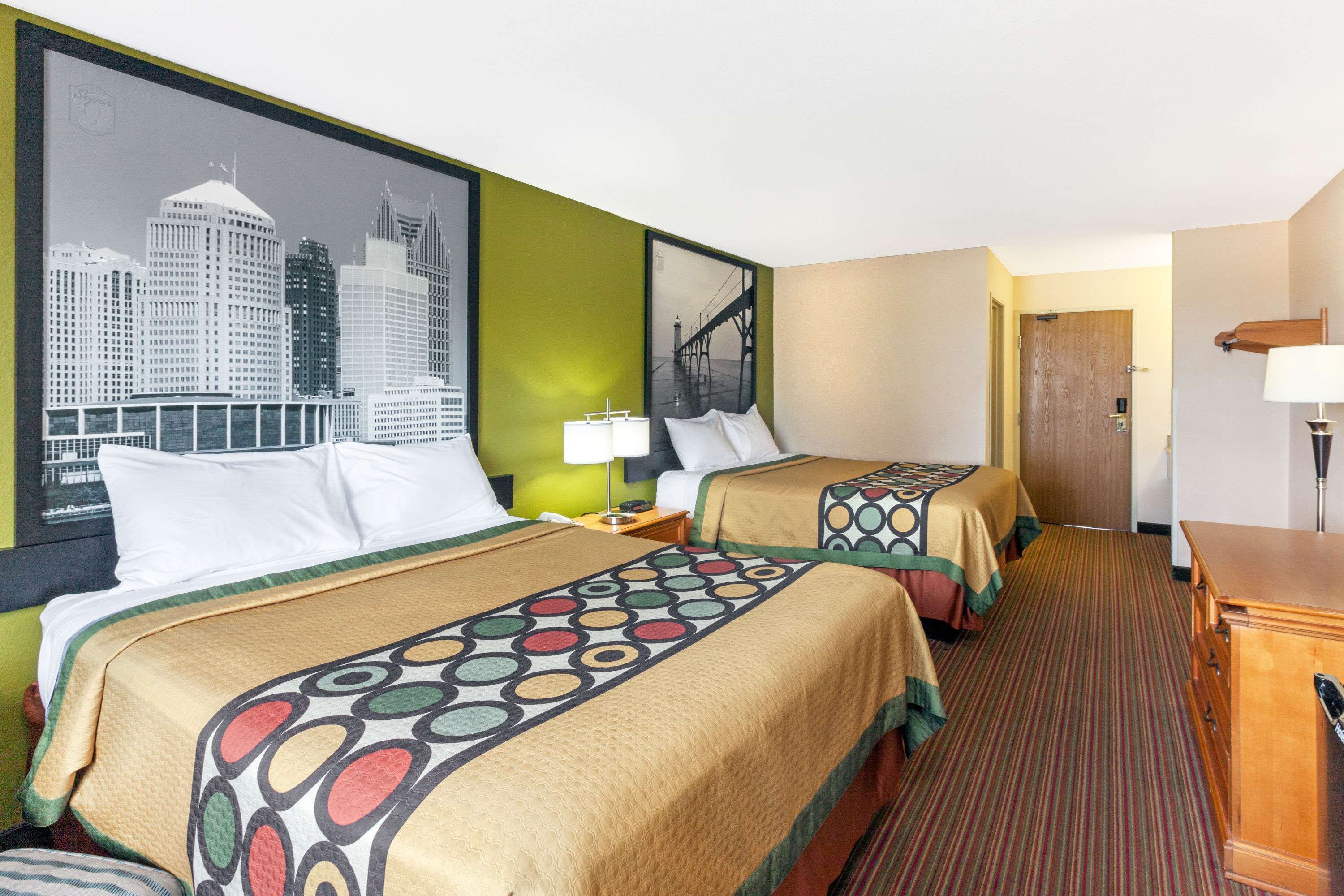 Super 8 by Wyndham Big Rapids