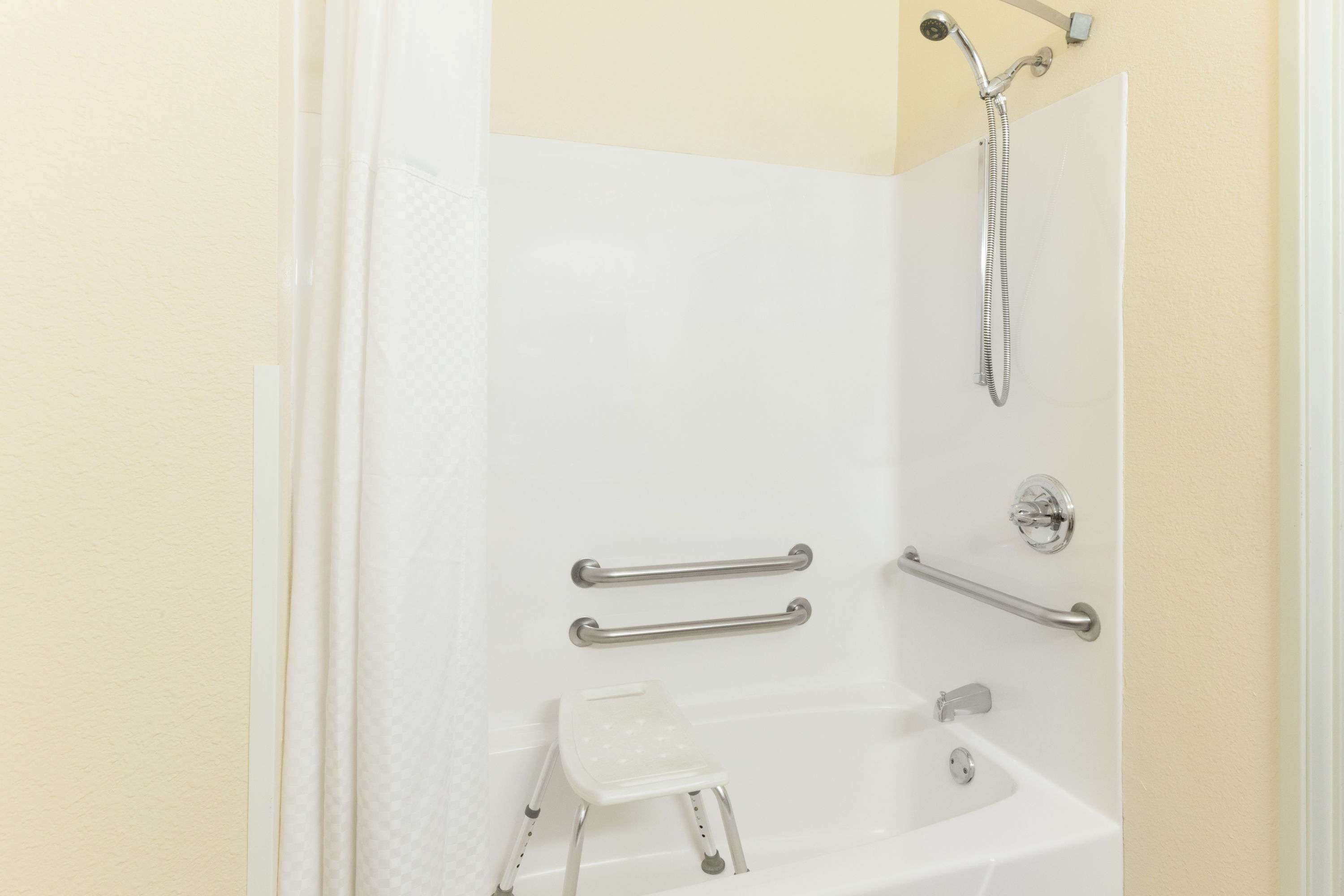 Super 8 by Wyndham Big Rapids