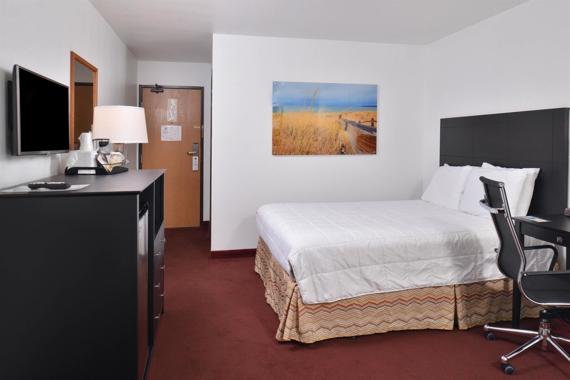 Americas Best Value Inn & Suites