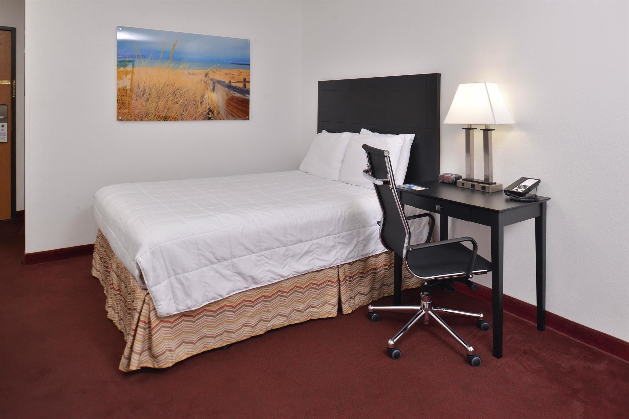 Americas Best Value Inn & Suites