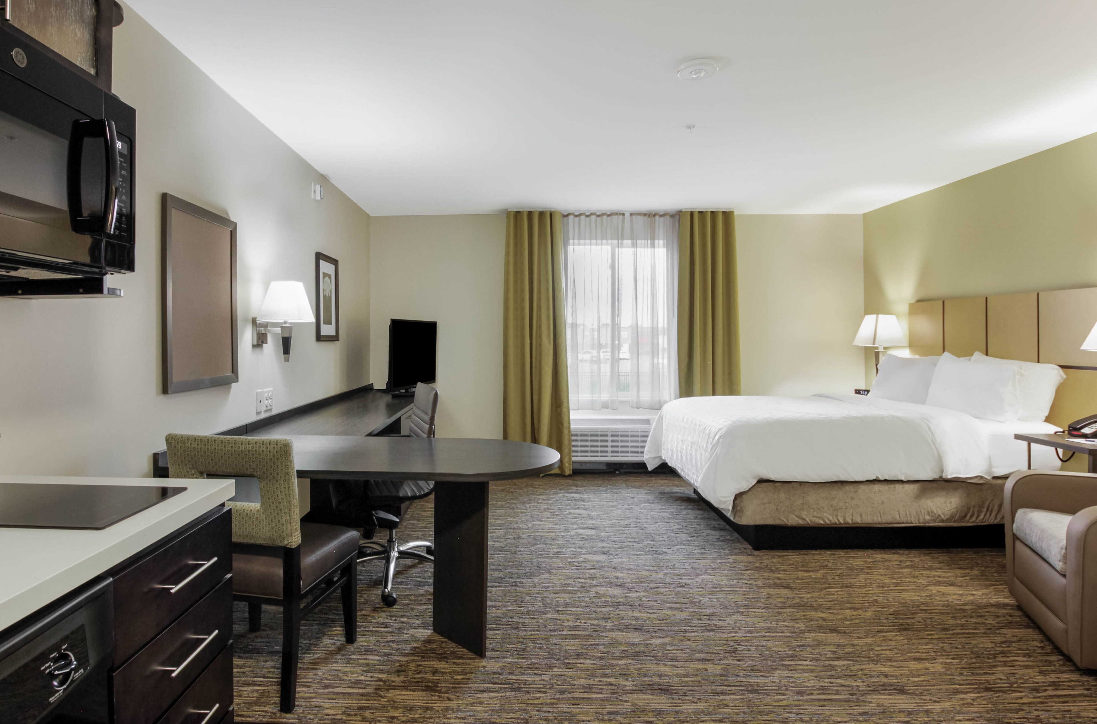 Candlewood Suites Brighton