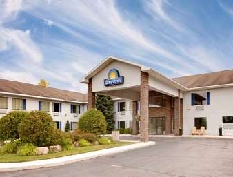 Days Inn by Wyndham Cadillac