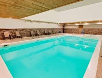 Days Inn by Wyndham Cadillac