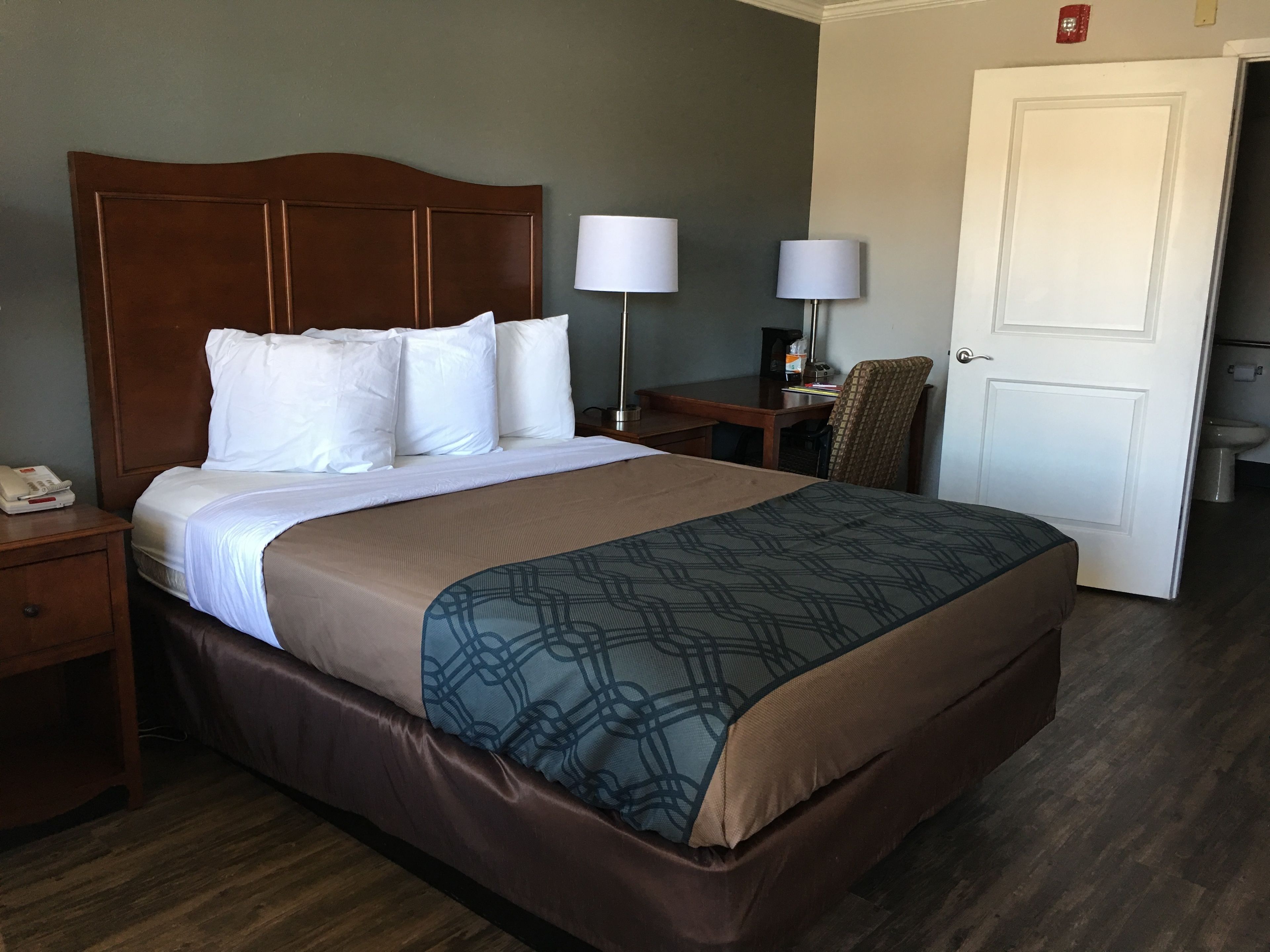Travelodge by Wyndham Canton/Livonia Area, MI