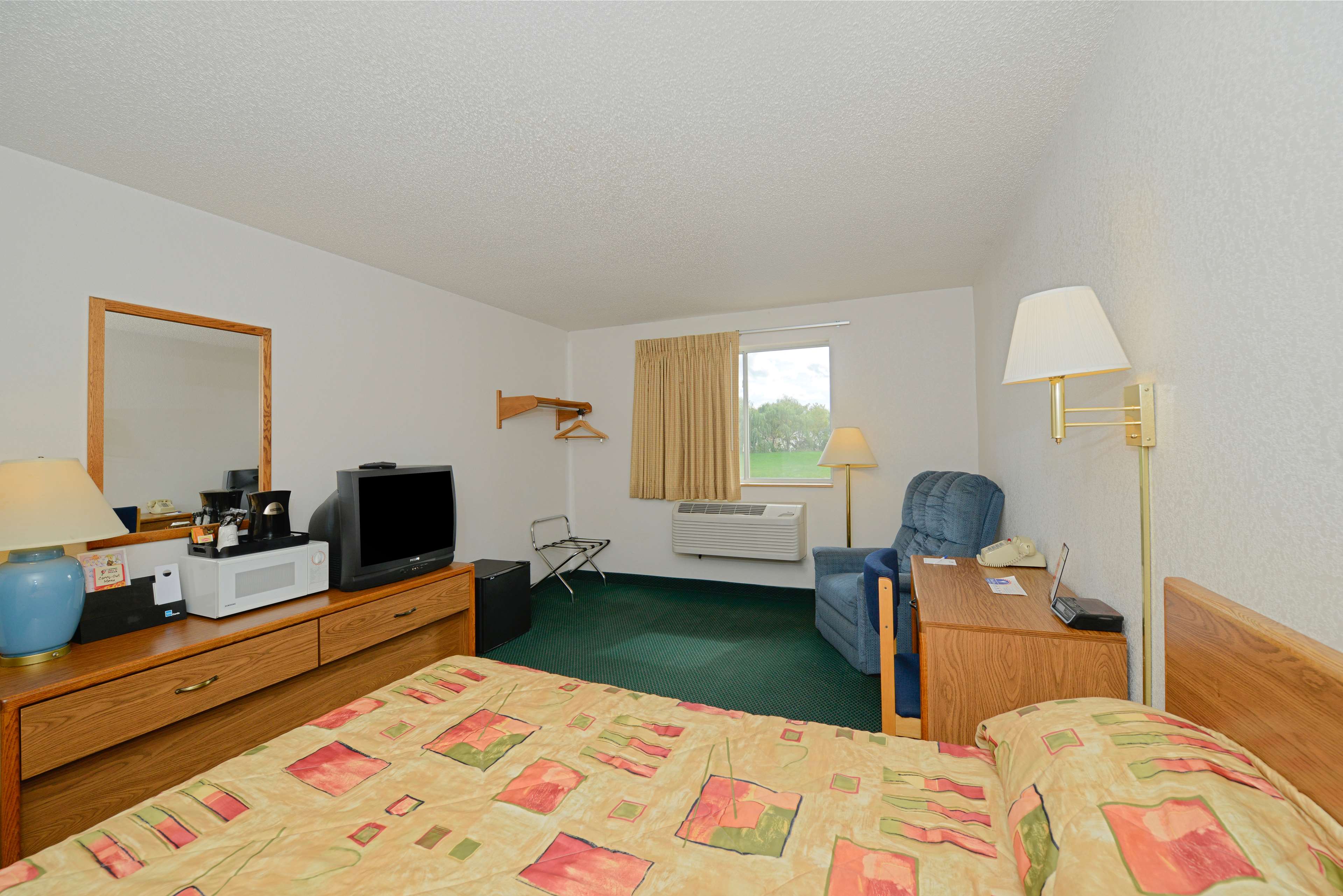 Americas Best Value Inn - Charlotte