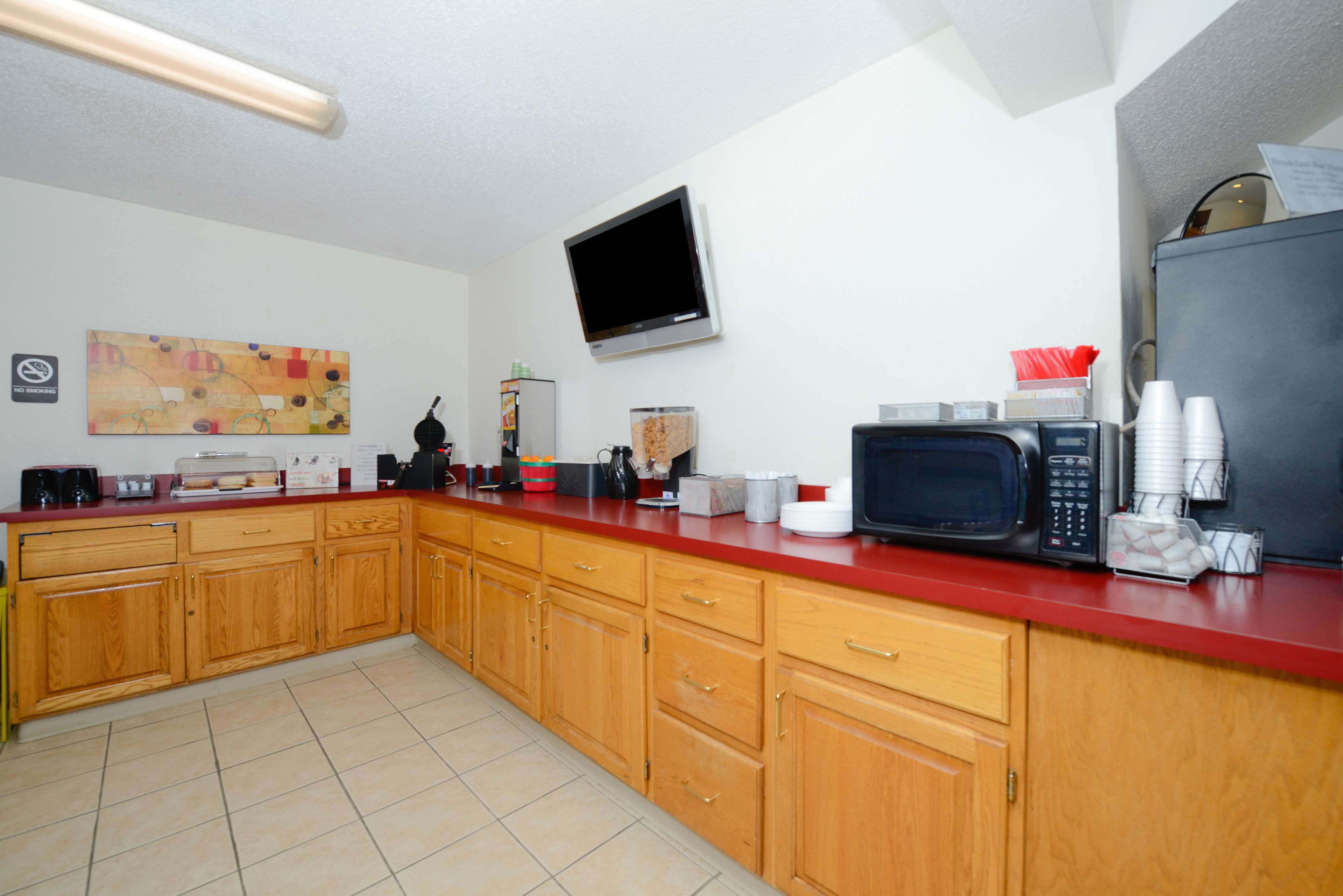 Americas Best Value Inn - Charlotte