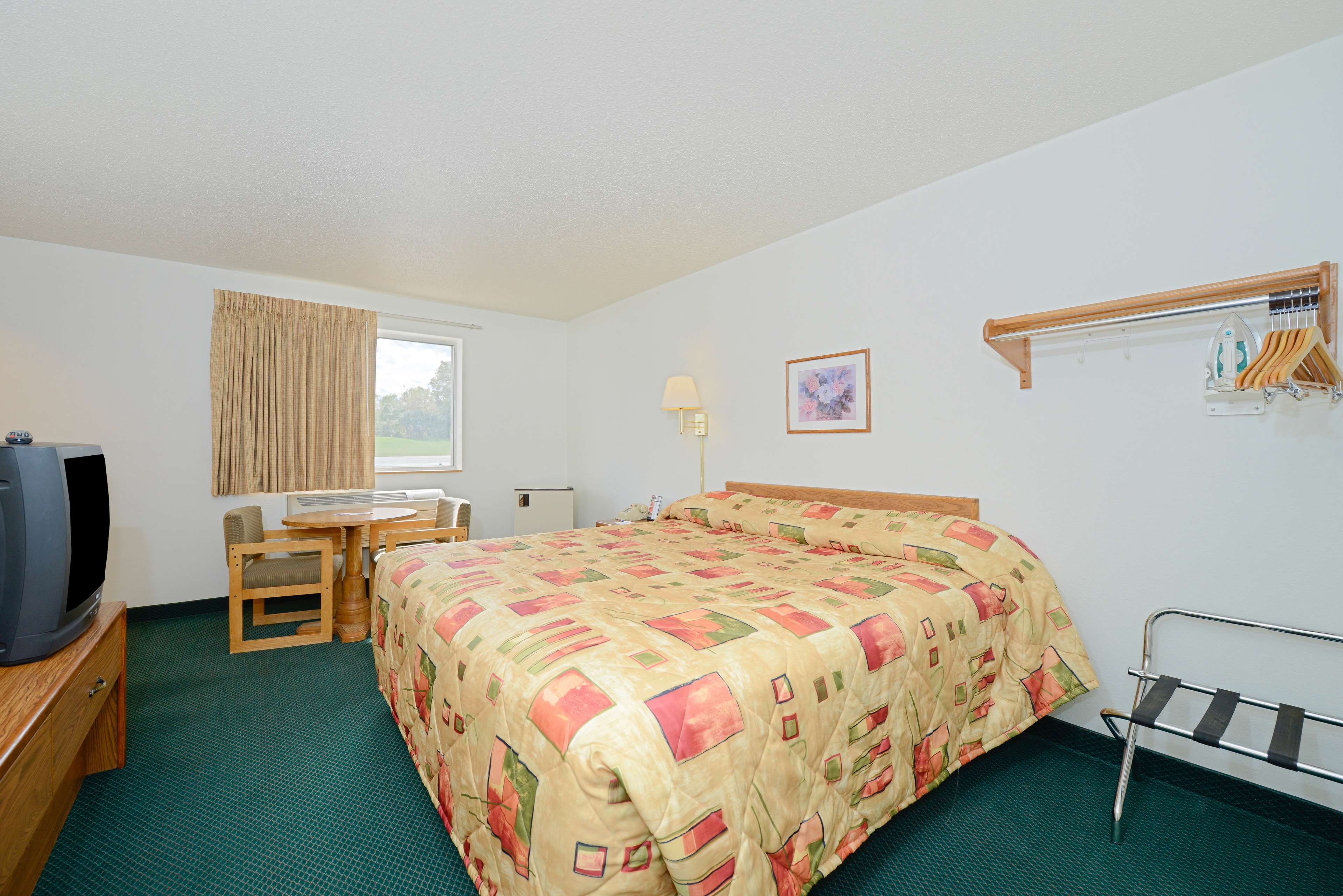Americas Best Value Inn - Charlotte