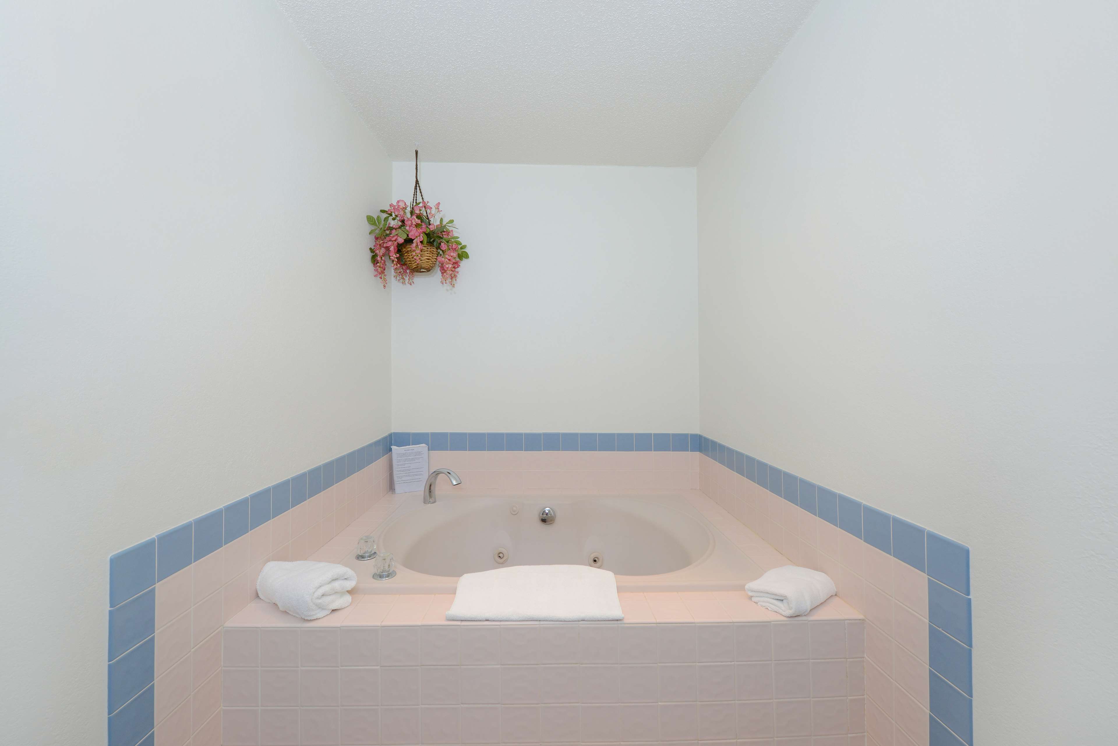 Americas Best Value Inn - Charlotte