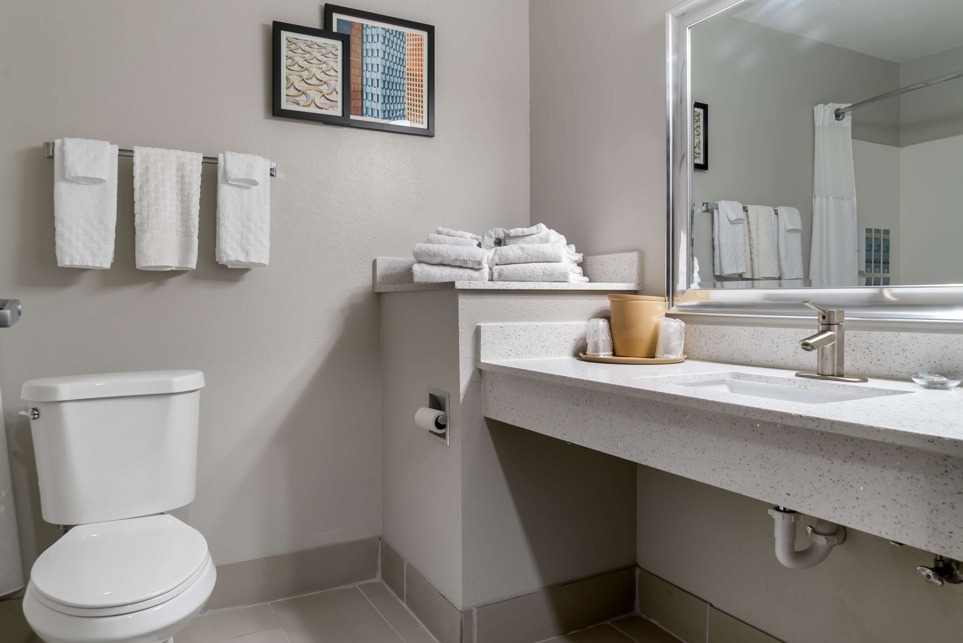 Best Western Clare Hotel