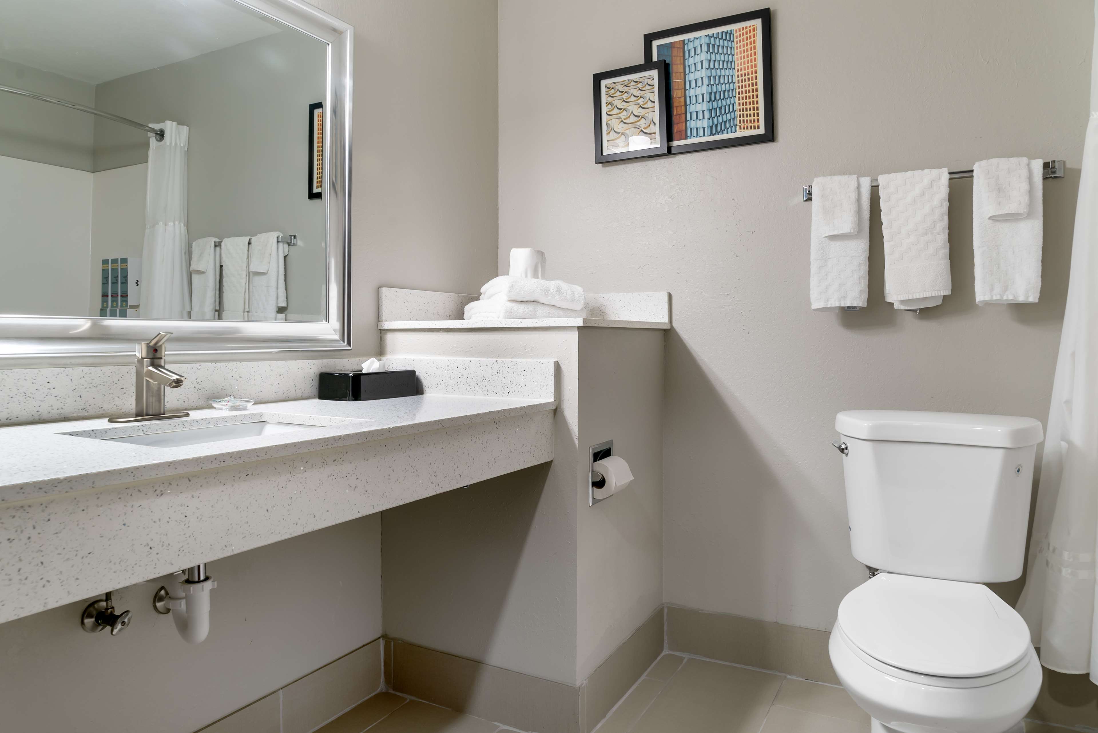 Best Western Clare Hotel