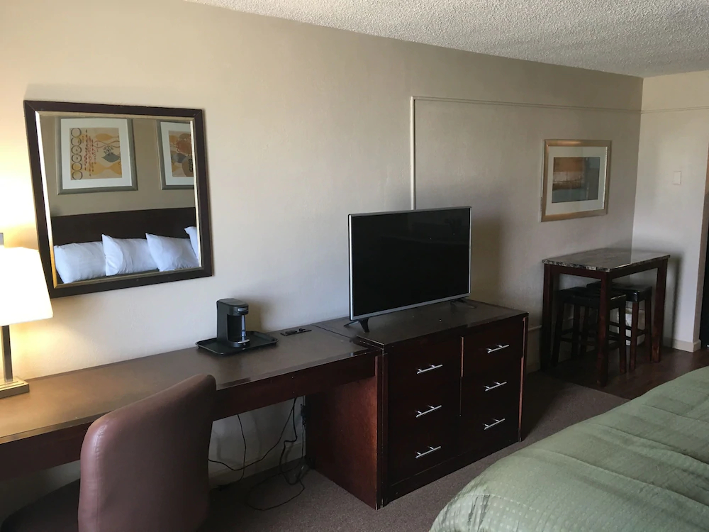 Allen Park Motor Lodge