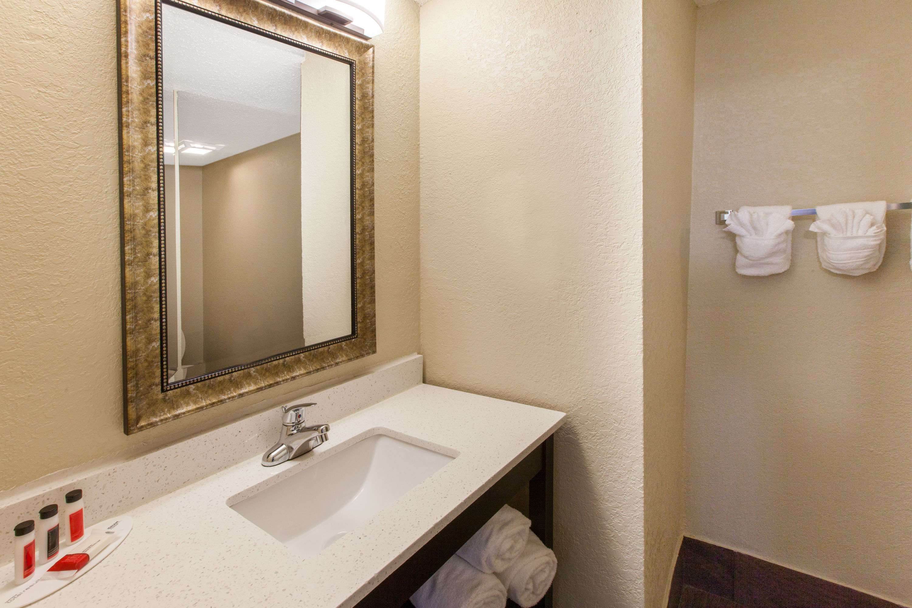 Baymont by Wyndham Downtown Detroit