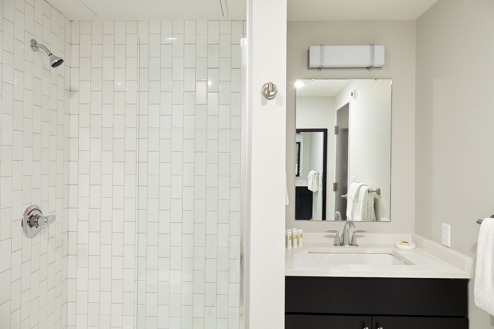 Kasa Cadillac Square Detroit