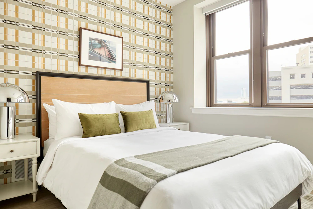 Kasa Cadillac Square Detroit