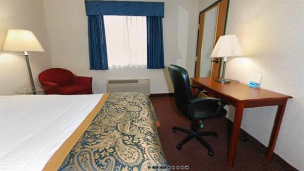 Baymont by Wyndham Dowagiac