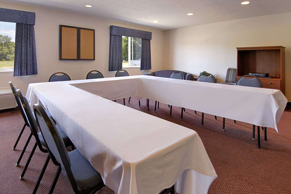 Baymont by Wyndham Dowagiac